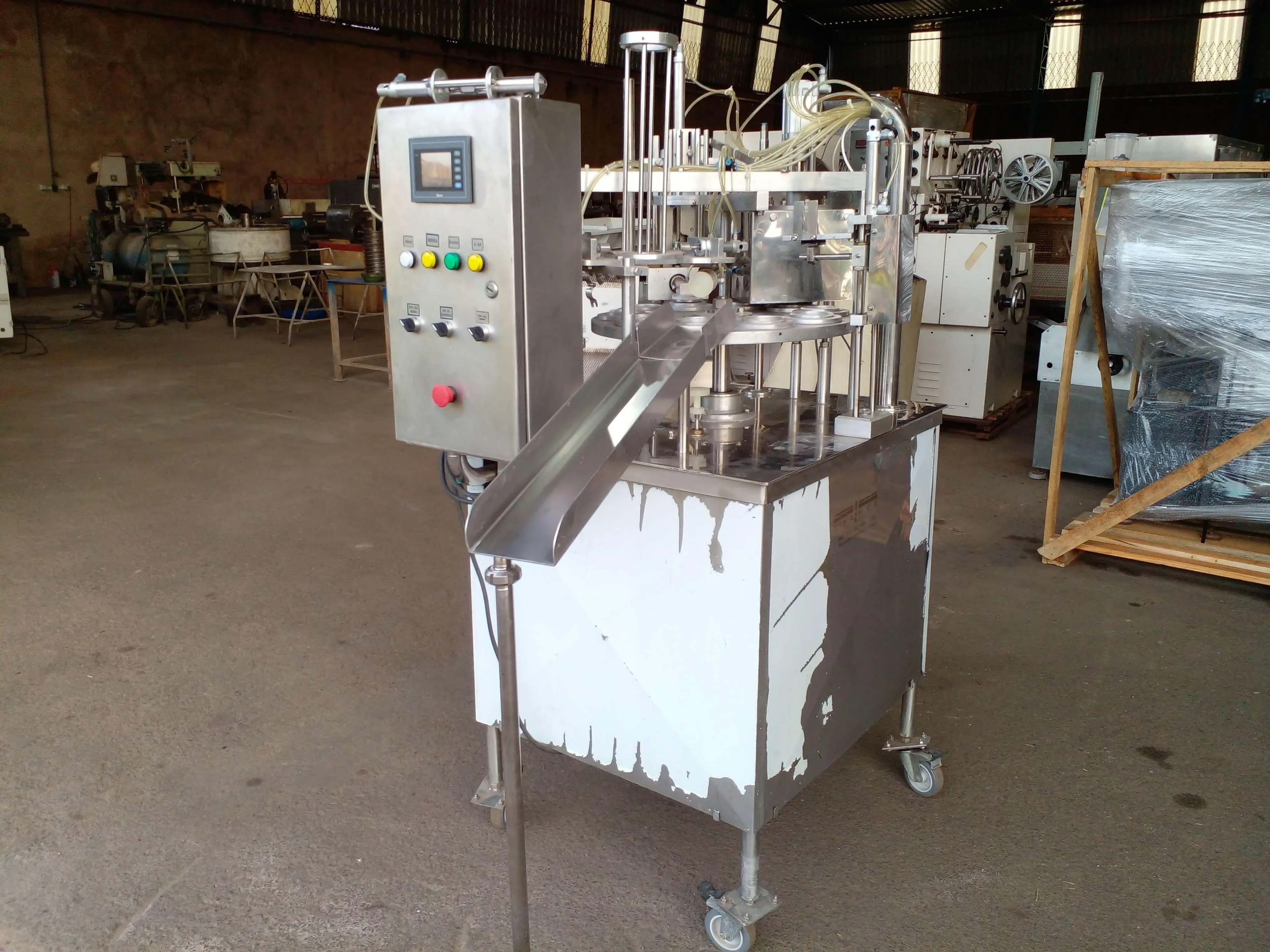 envasadora-semi-automatica-para-potes-marca-mirainox