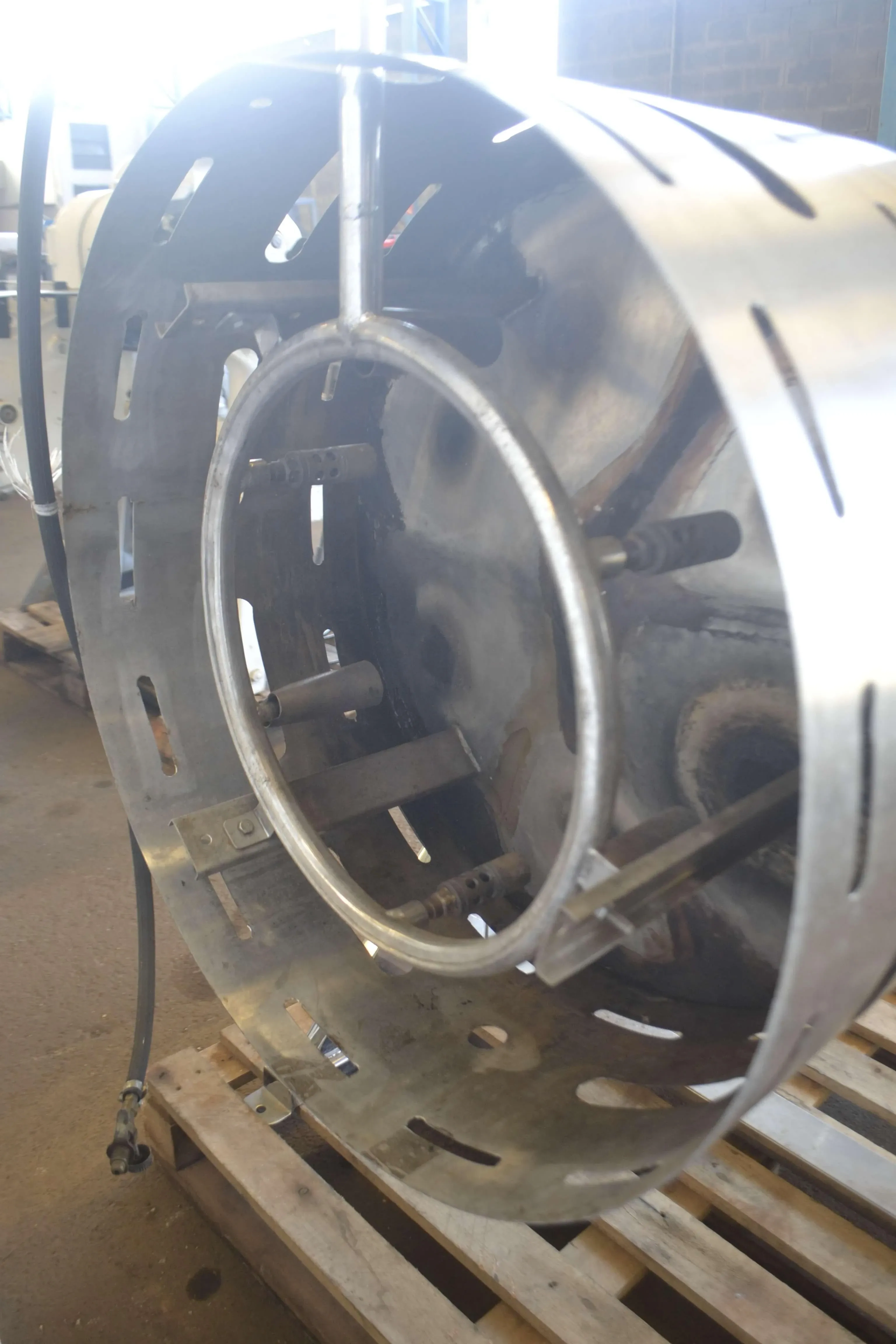 tacho-a-gas-capacidade-200-litros-marca-mundinox