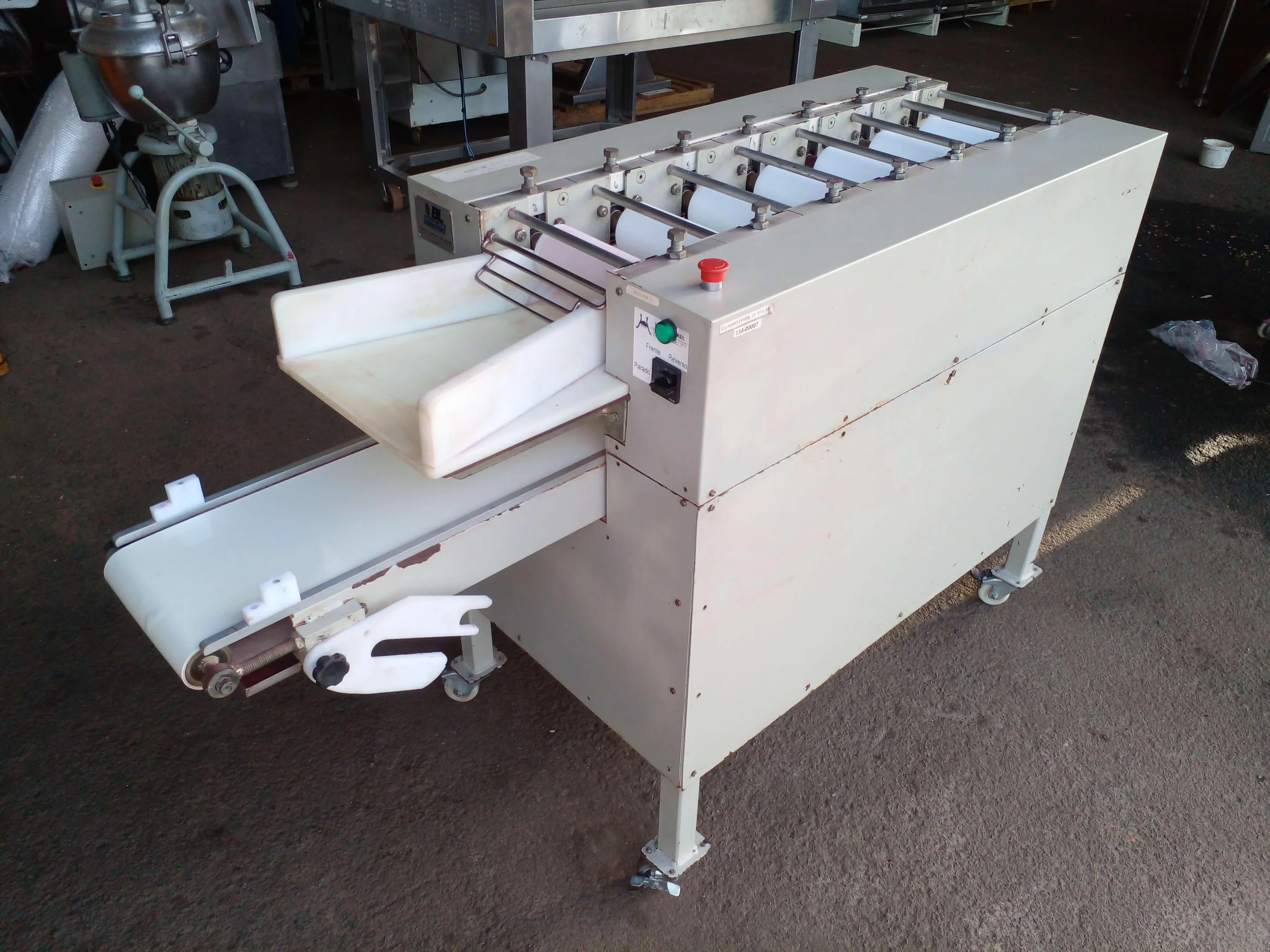 linha-de-fabricacao-de-massa-de-pastel