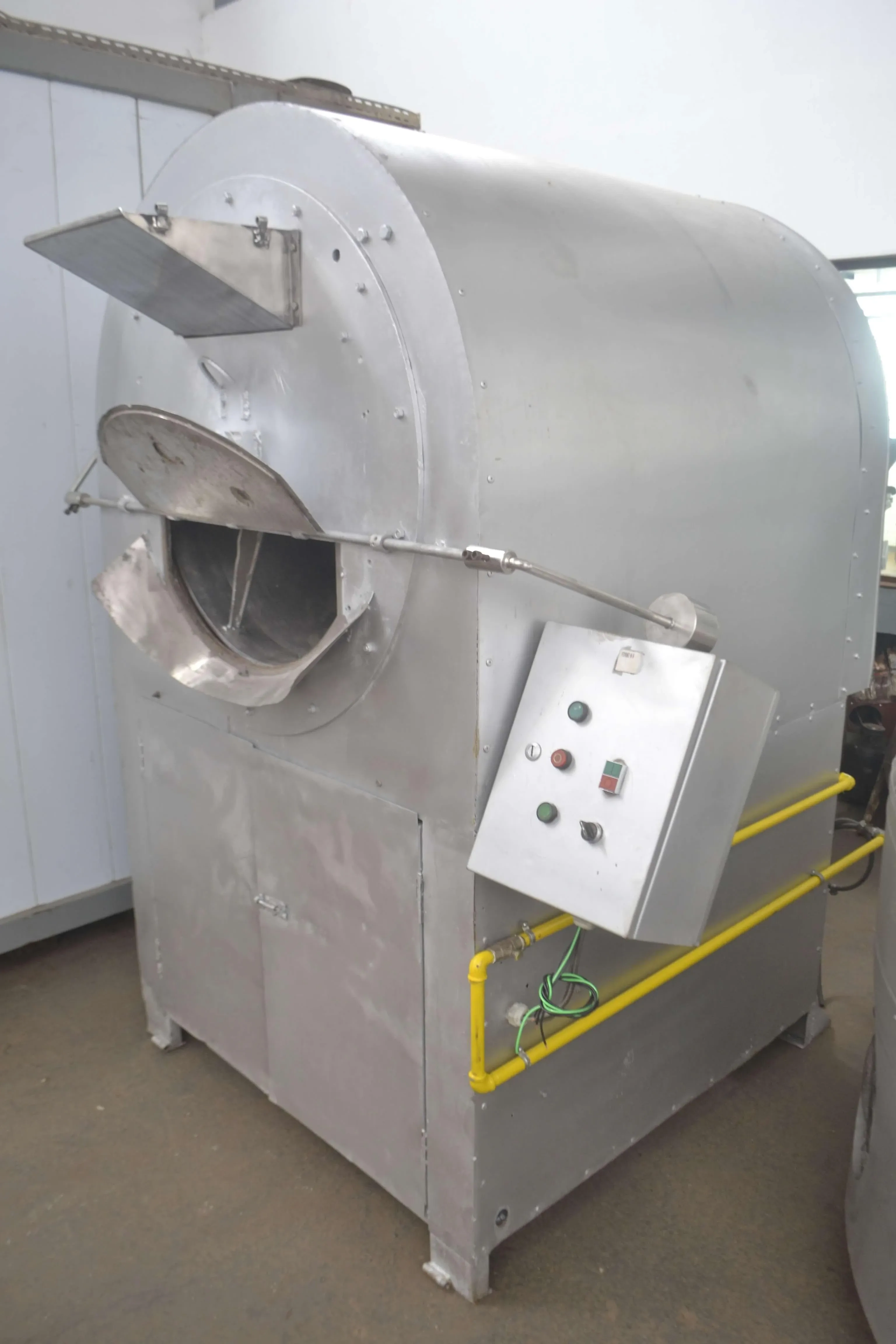 torrador-de-cafe-com-resfriador-capacidade-200-kg