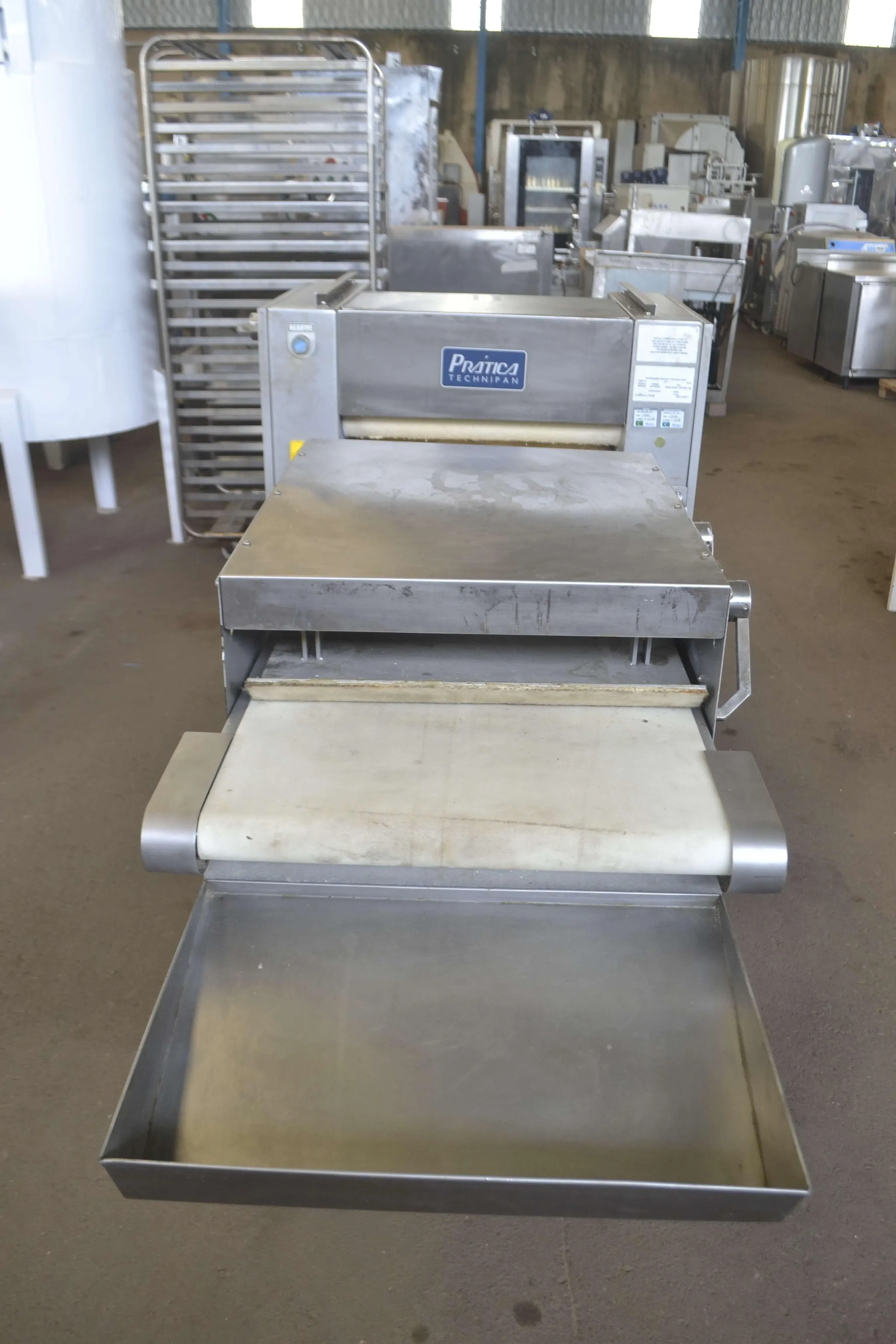 modeladora-alongadora-6-mil-unidades-hora-marca-pratica-klimaquip