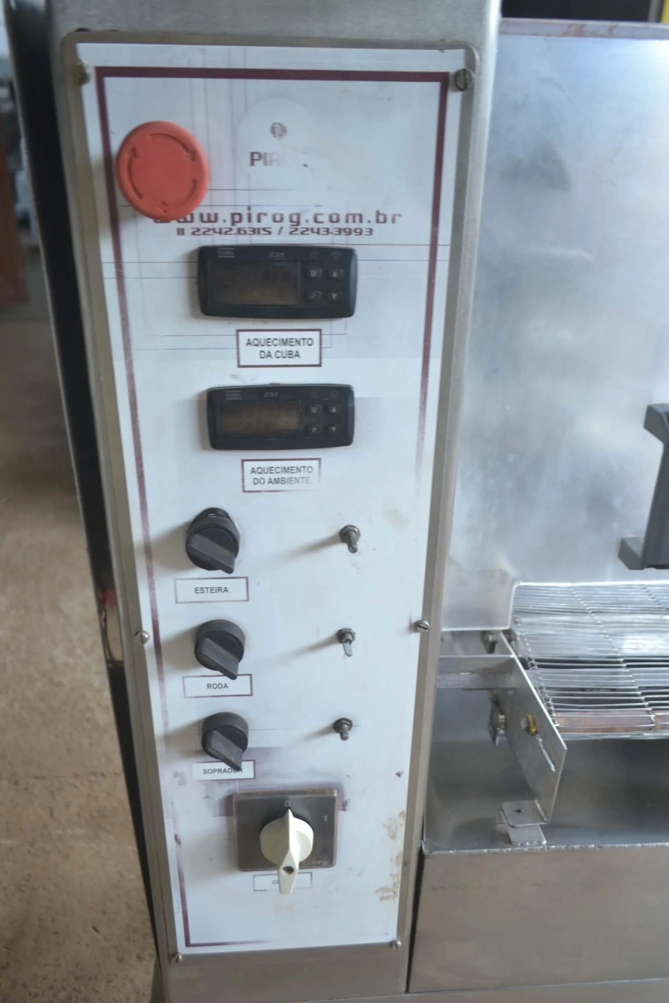 cobrideira-de-chocolates-250-mm-marca-pirog