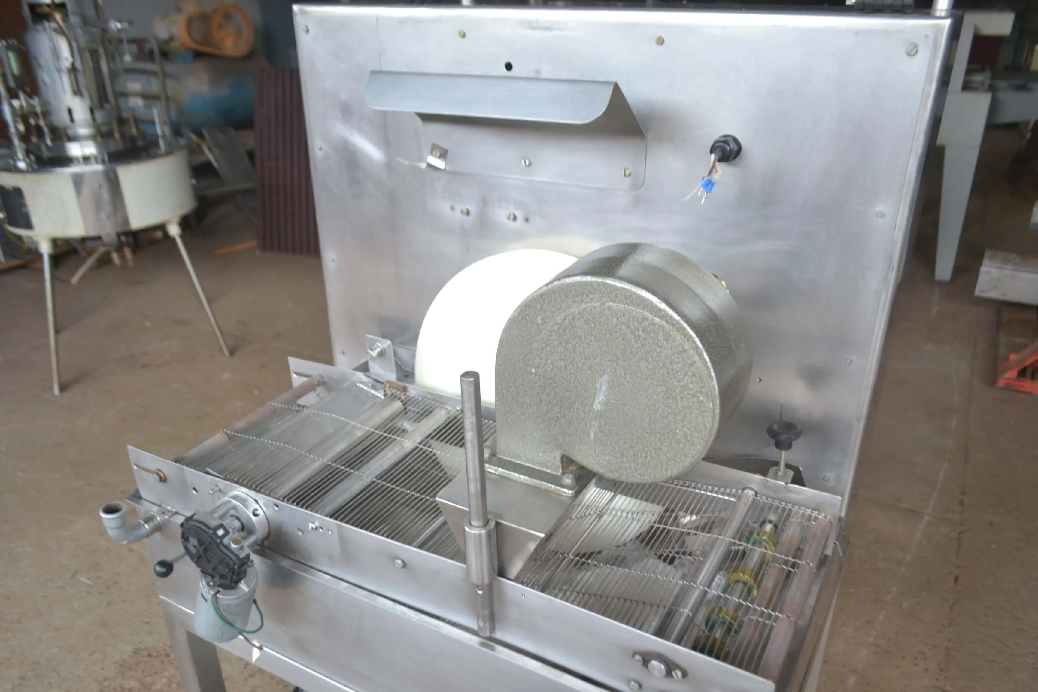 cobrideira-de-chocolates-250-mm-marca-pirog