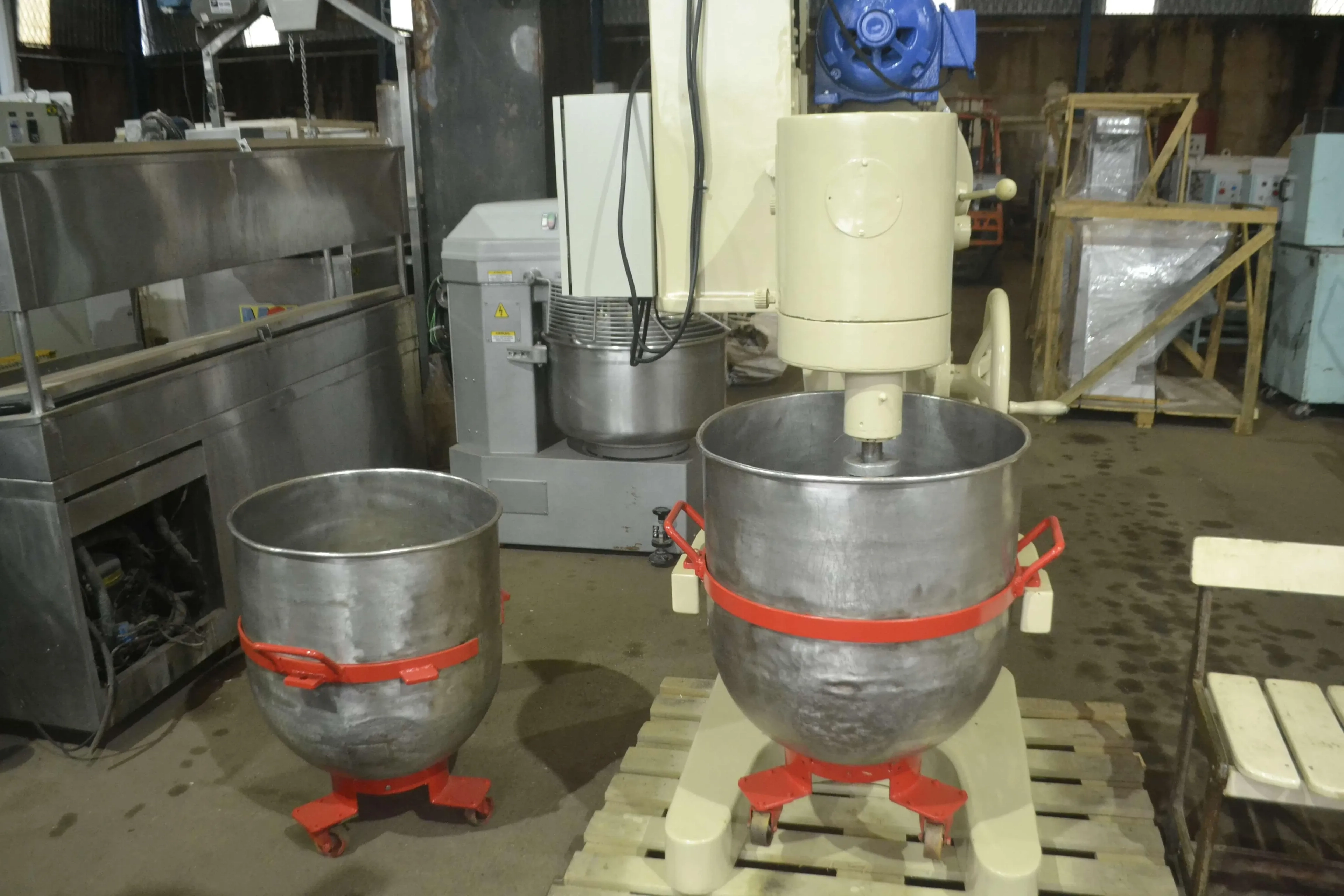 batedeira-capacidade-100-litros-marca-amadio-1753