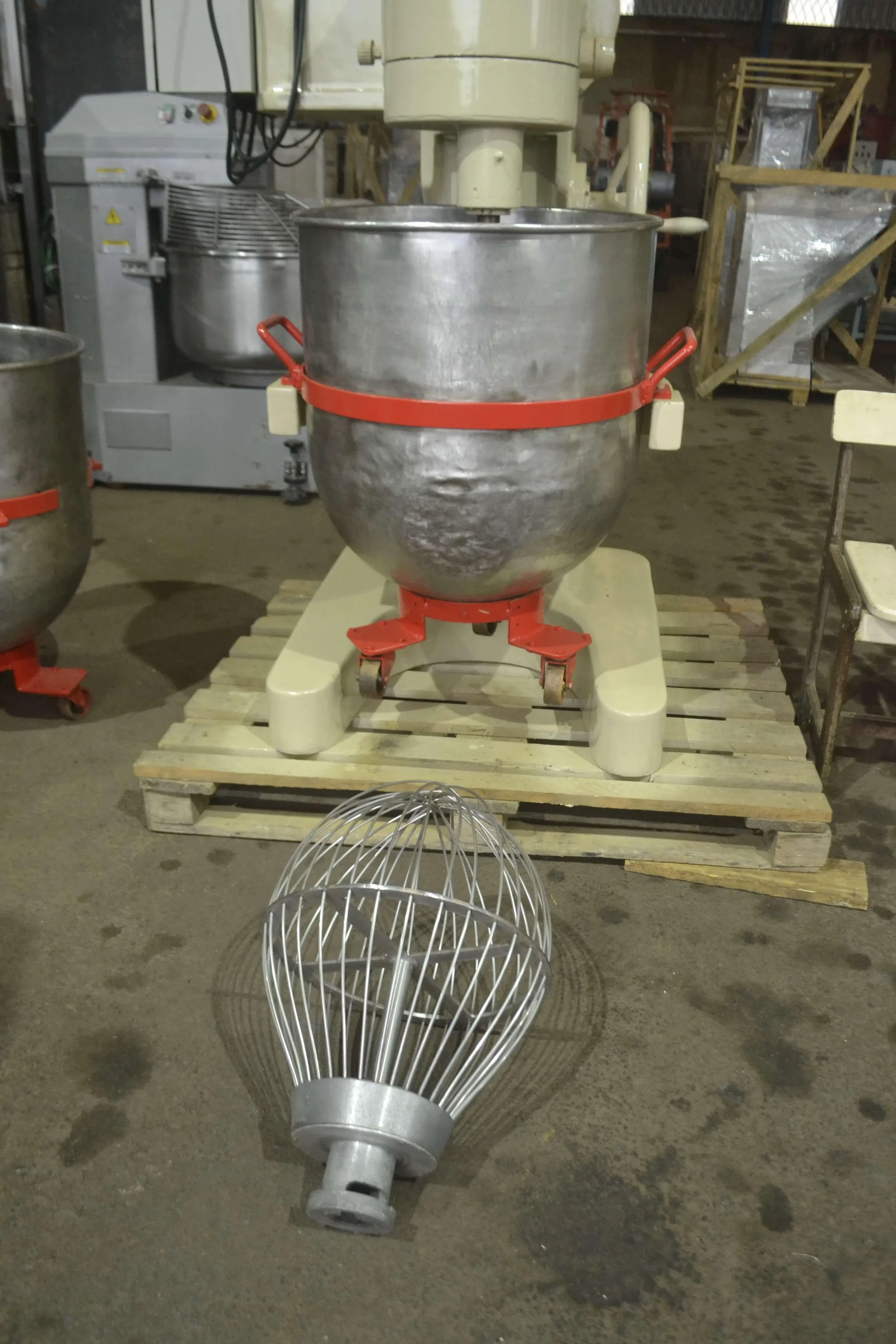 batedeira-capacidade-100-litros-marca-amadio-1753