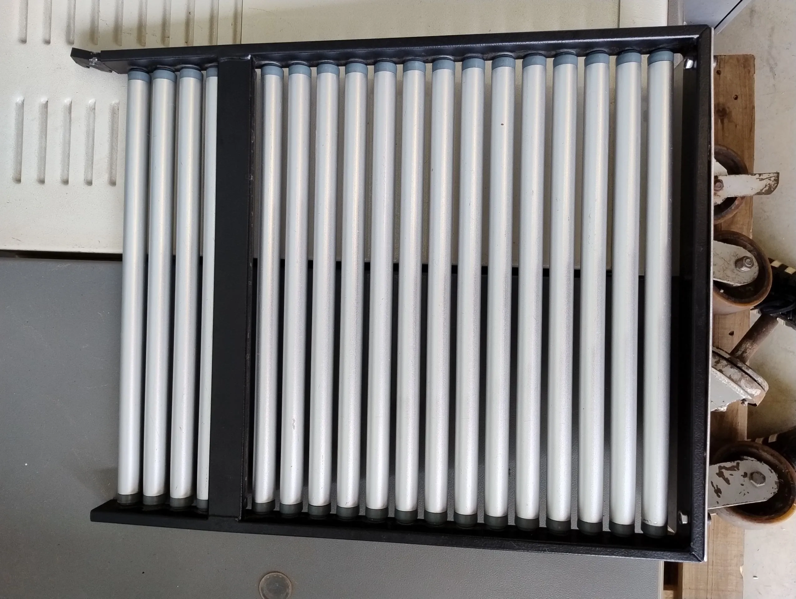 seladora-automatica-em-l-swrink-com-tunel-de-encolhimento-temorretracao-marca-smipack