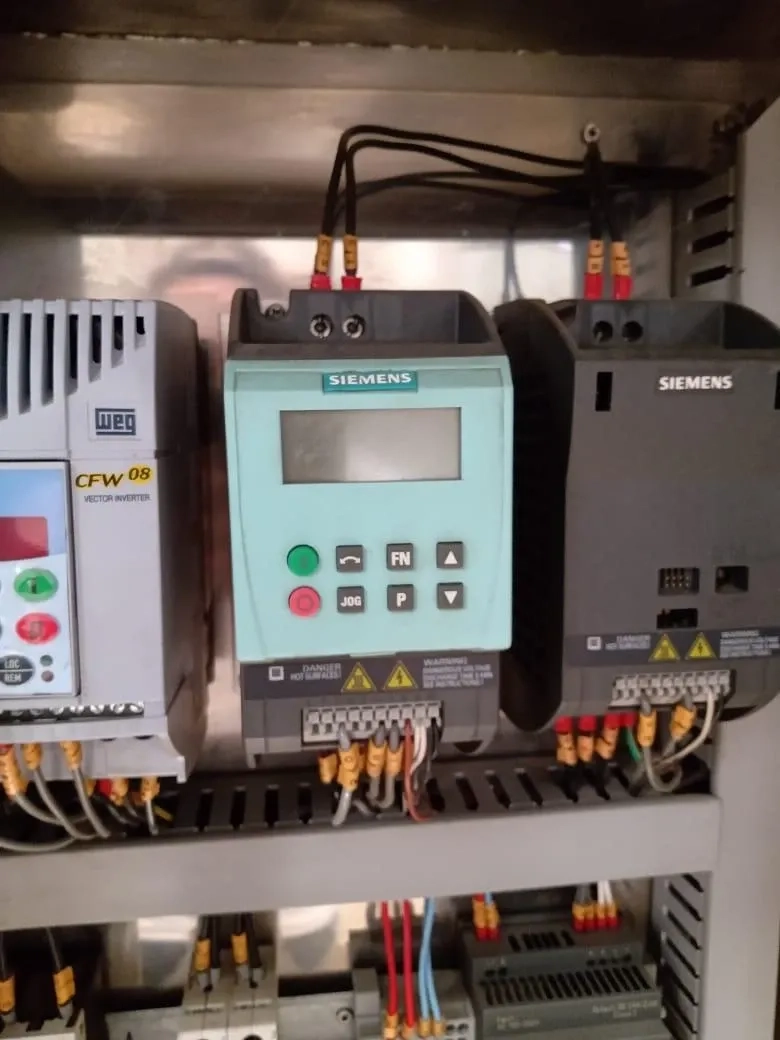 posicionador-de-frascos-com-pulmao-tipo-girafa-marca-imsb