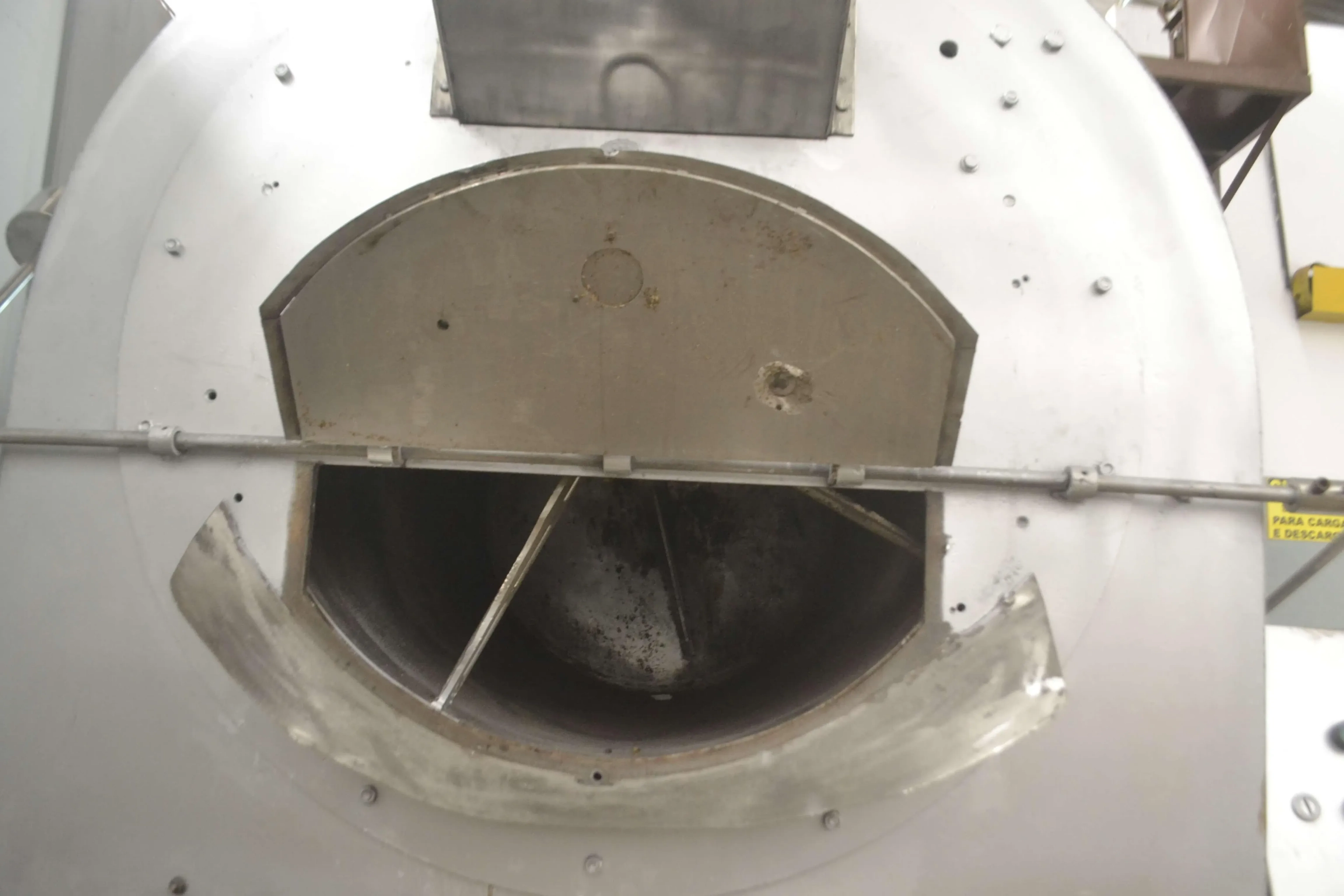 torrador-de-cafe-com-resfriador-capacidade-200-kg