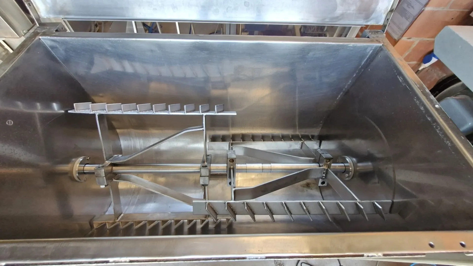 misturador-pas-horizon-inox-raspadores-capacidade-250-lts