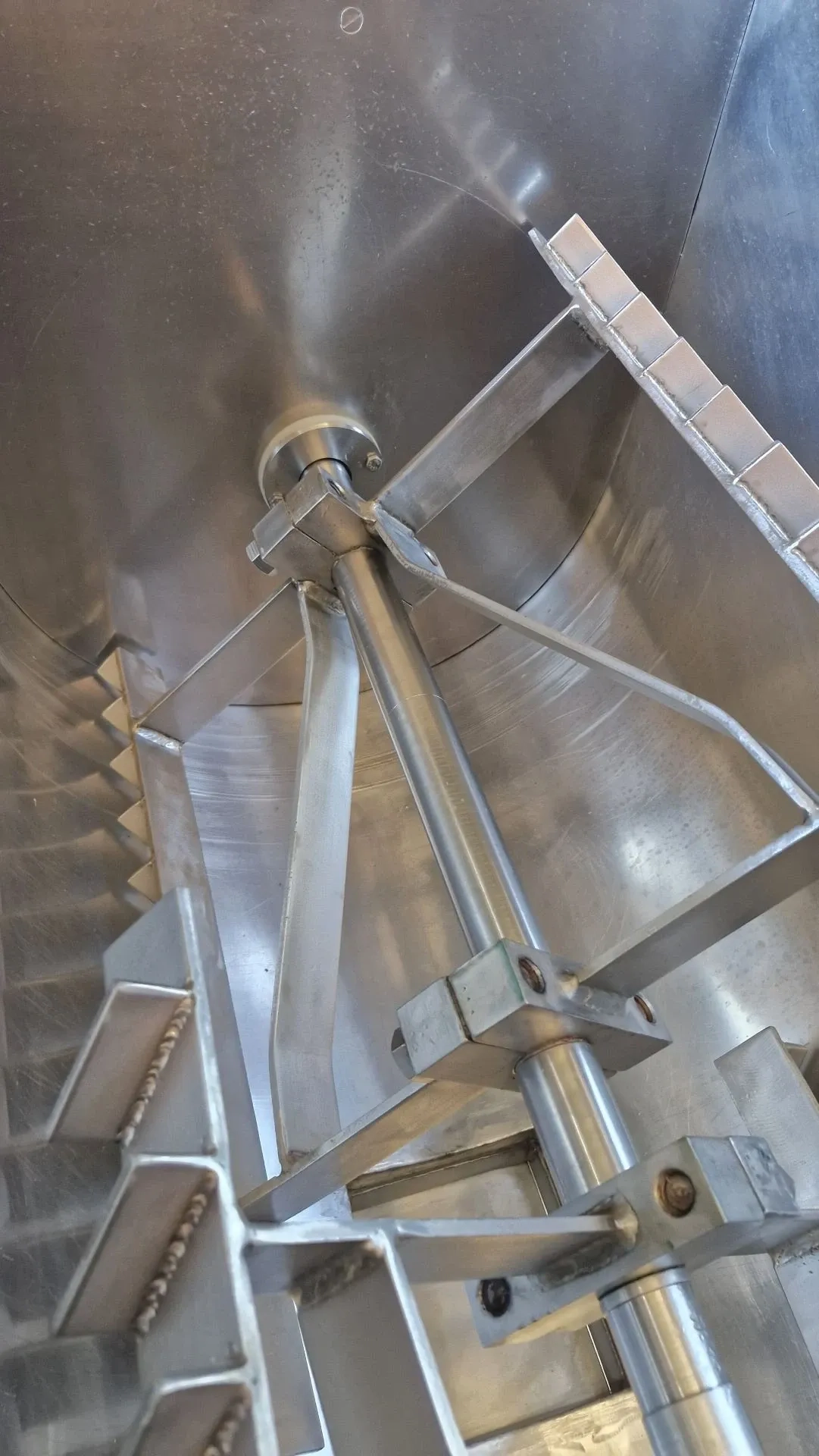 misturador-pas-horizon-inox-raspadores-capacidade-250-lts