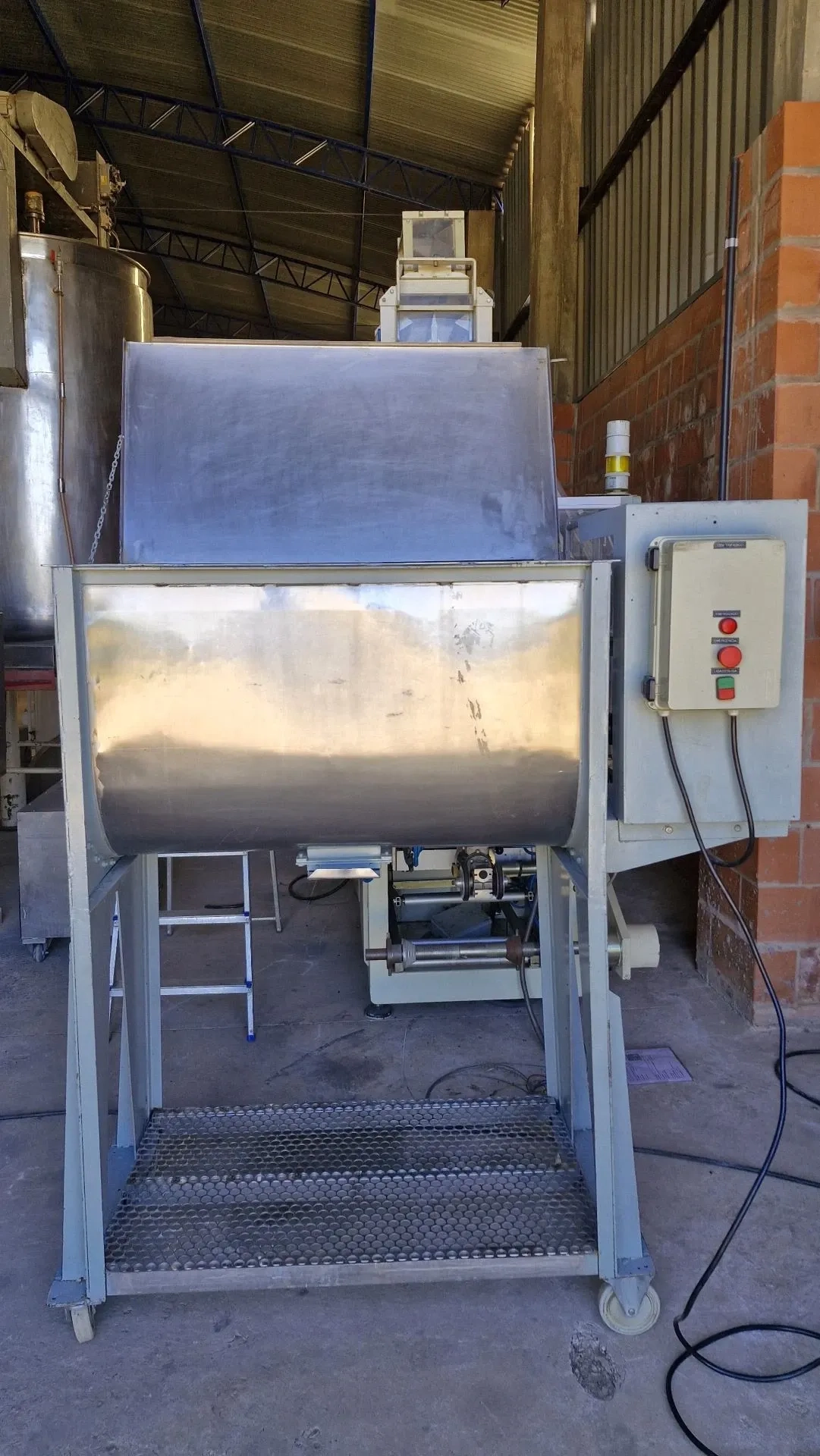 misturador-pas-horizon-inox-raspadores-capacidade-250-lts