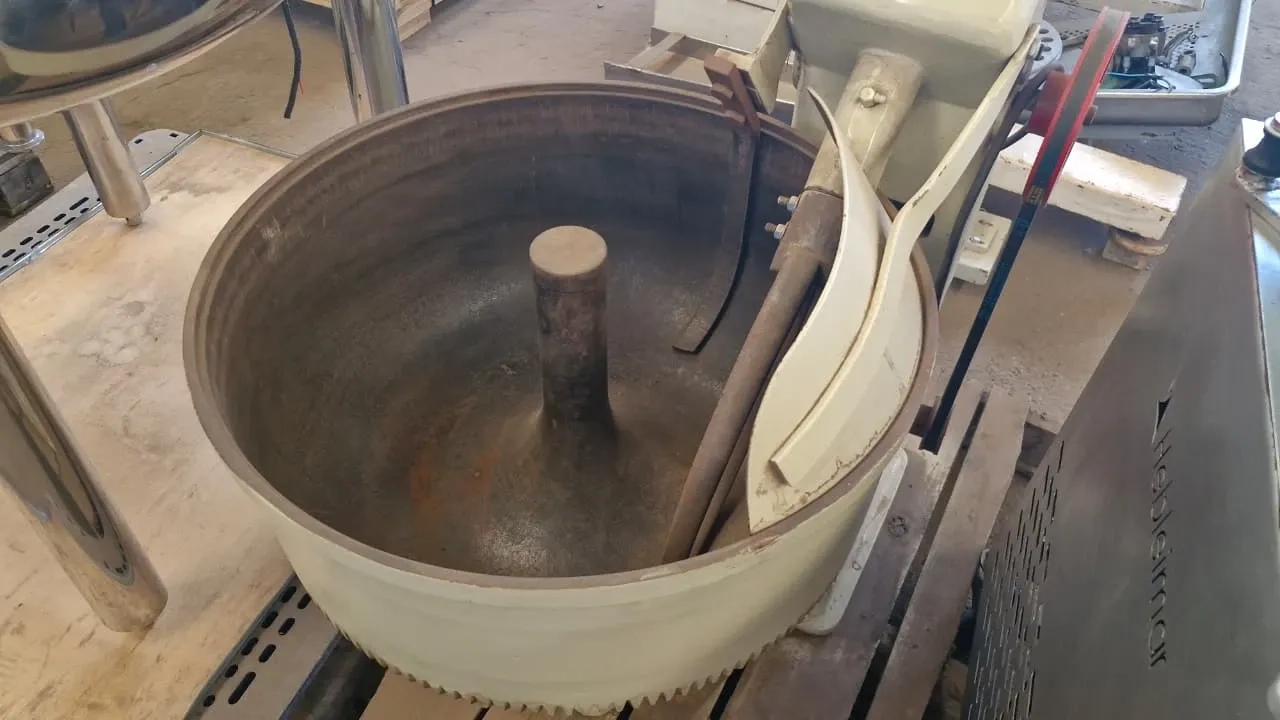 amassadeira-capacidade-30-litros-1