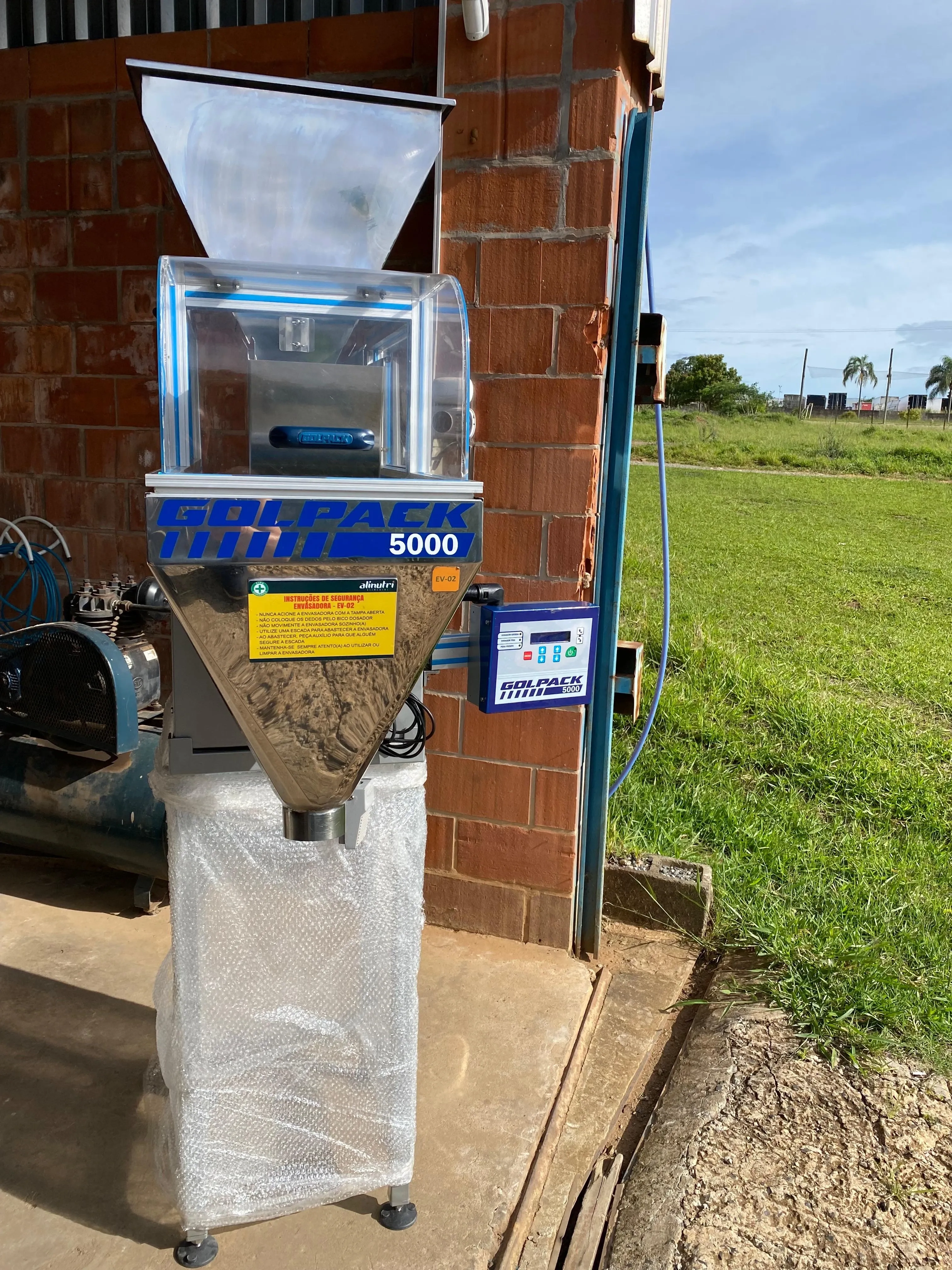 balanca-dosadora-envasadora-em-aco-inox-marca-golpack