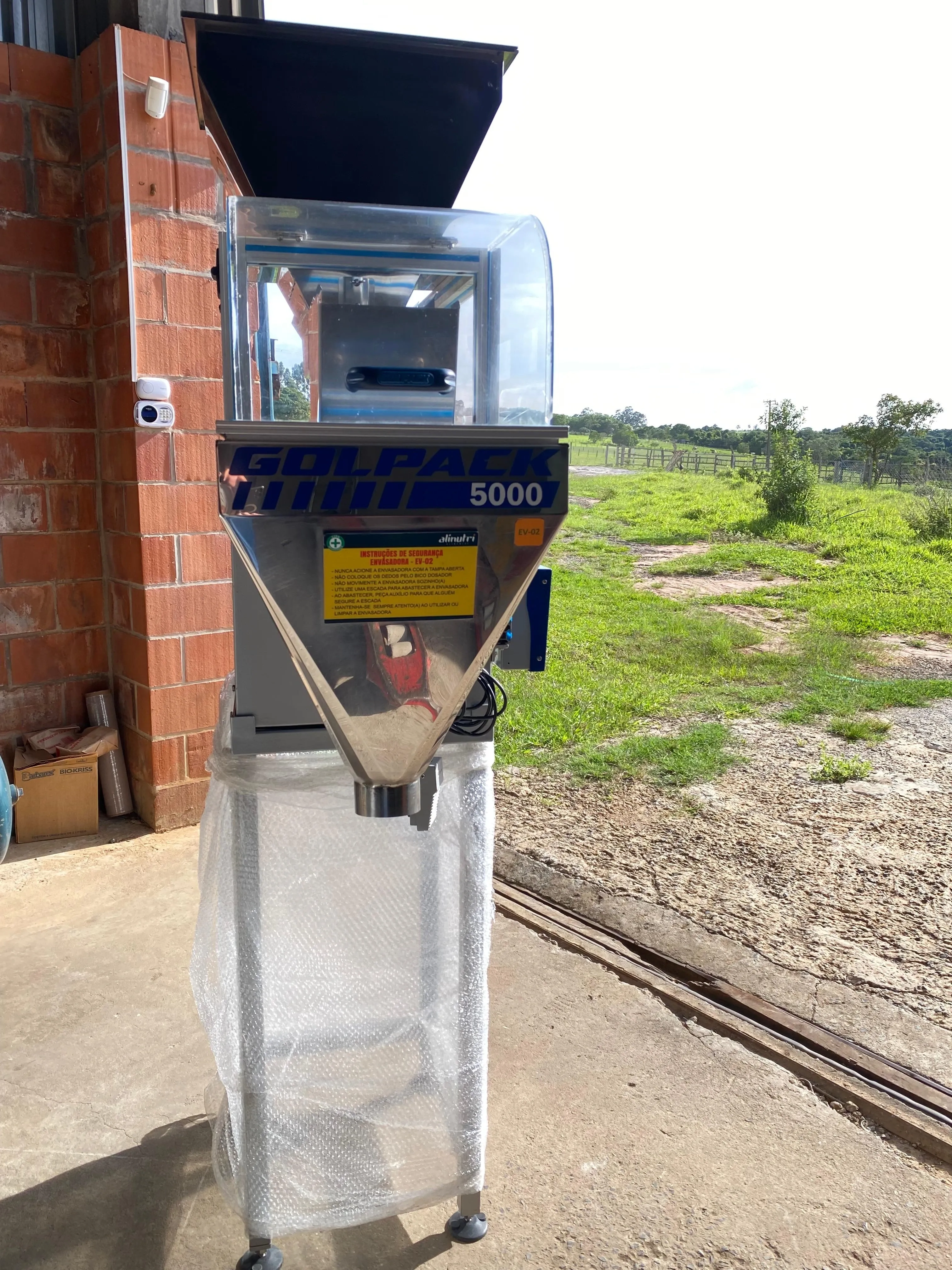 balanca-dosadora-envasadora-em-aco-inox-marca-golpack