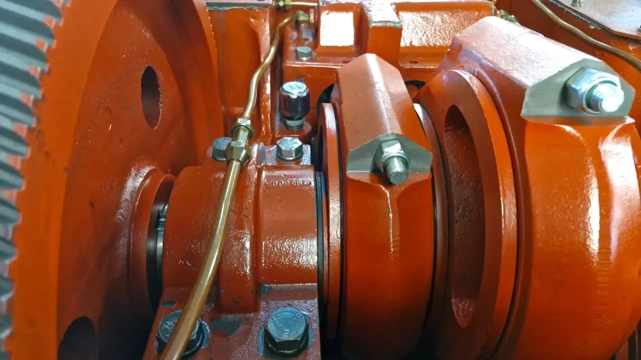 homogeneizador-alta-pressao-capacidade-6000-litros-gaulin