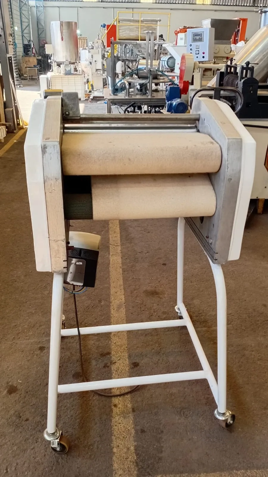 modeladora-de-paes-marca-mac-forno