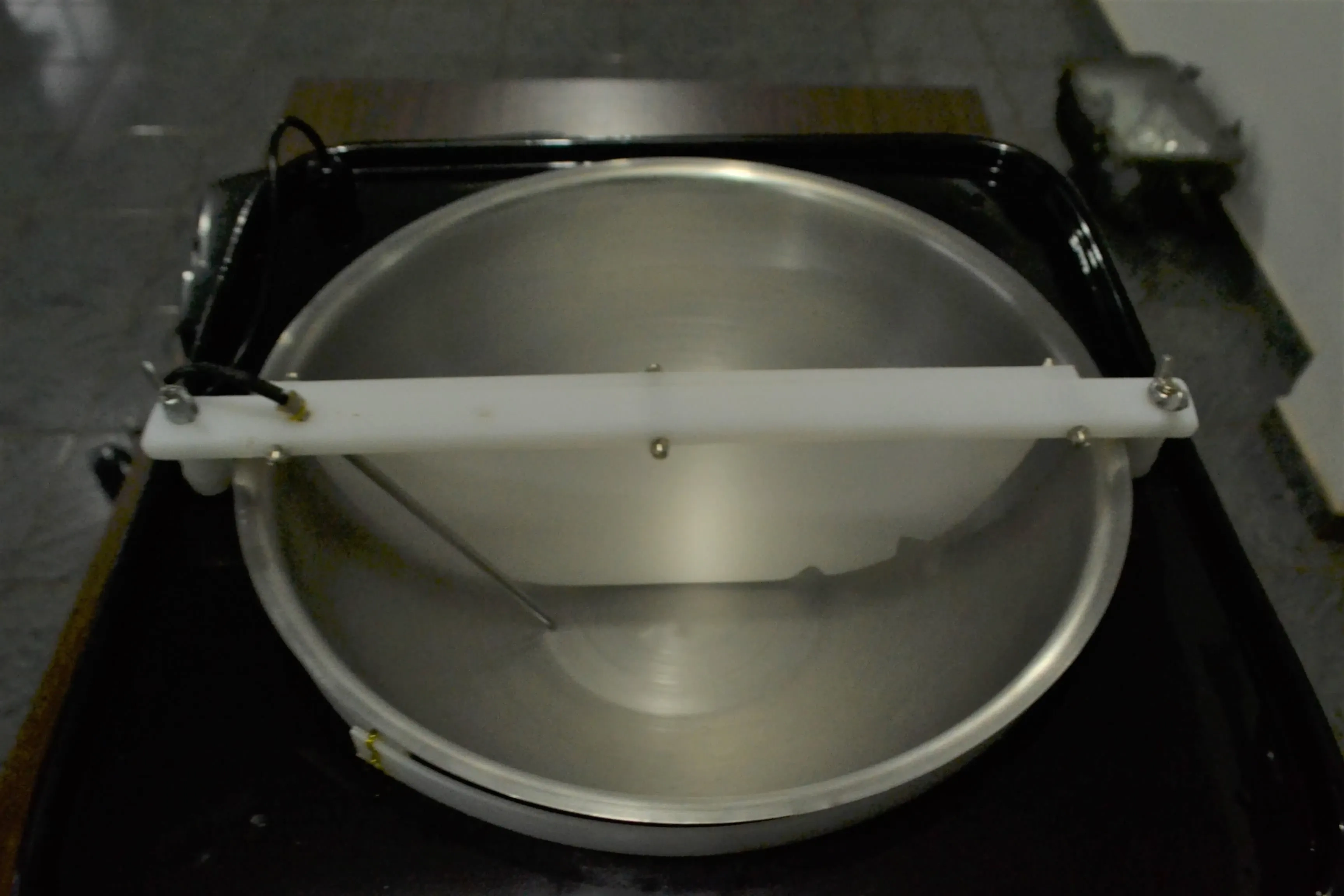 temperadeira-de-chocolates-capacidade-2-kg-marca-universal