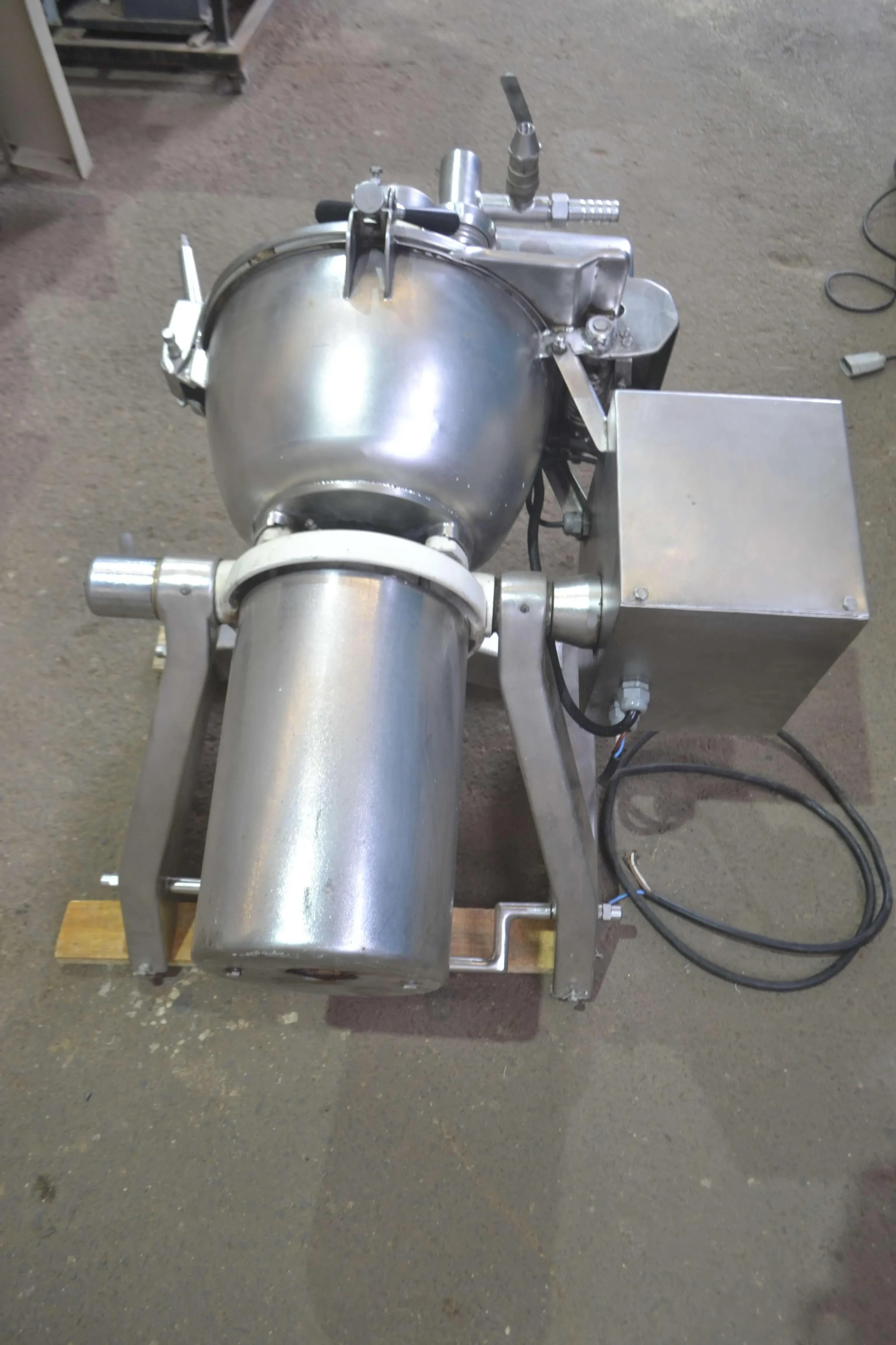 processador-universal-cutter-capacidade-12-litros-marca-geiger