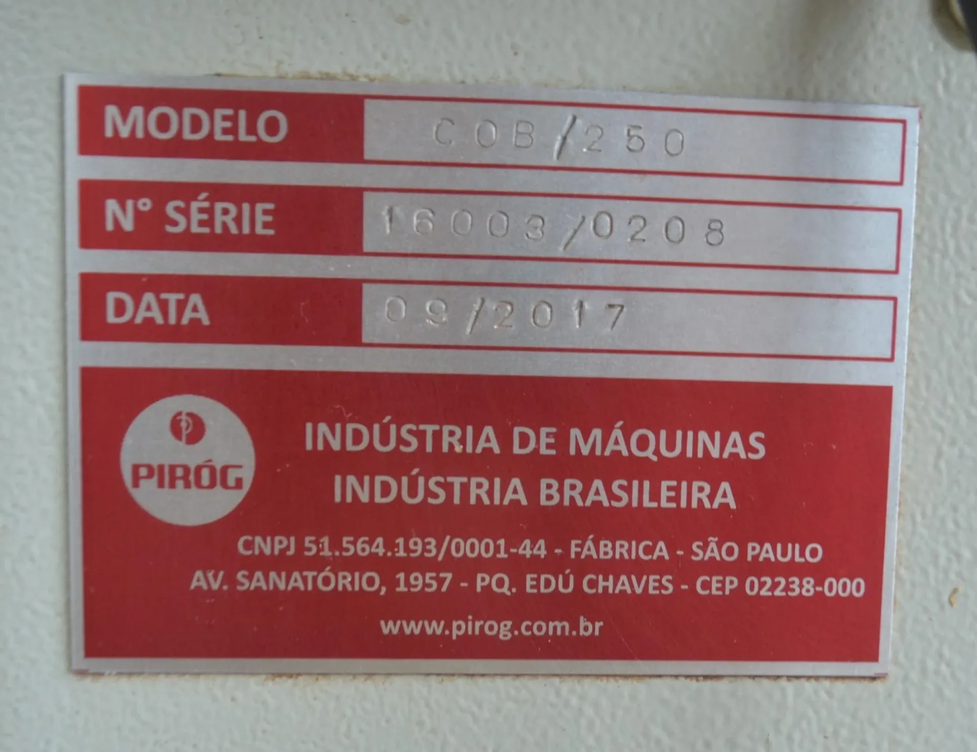 cobrideira-de-chocolates-250-mm-marca-pirog