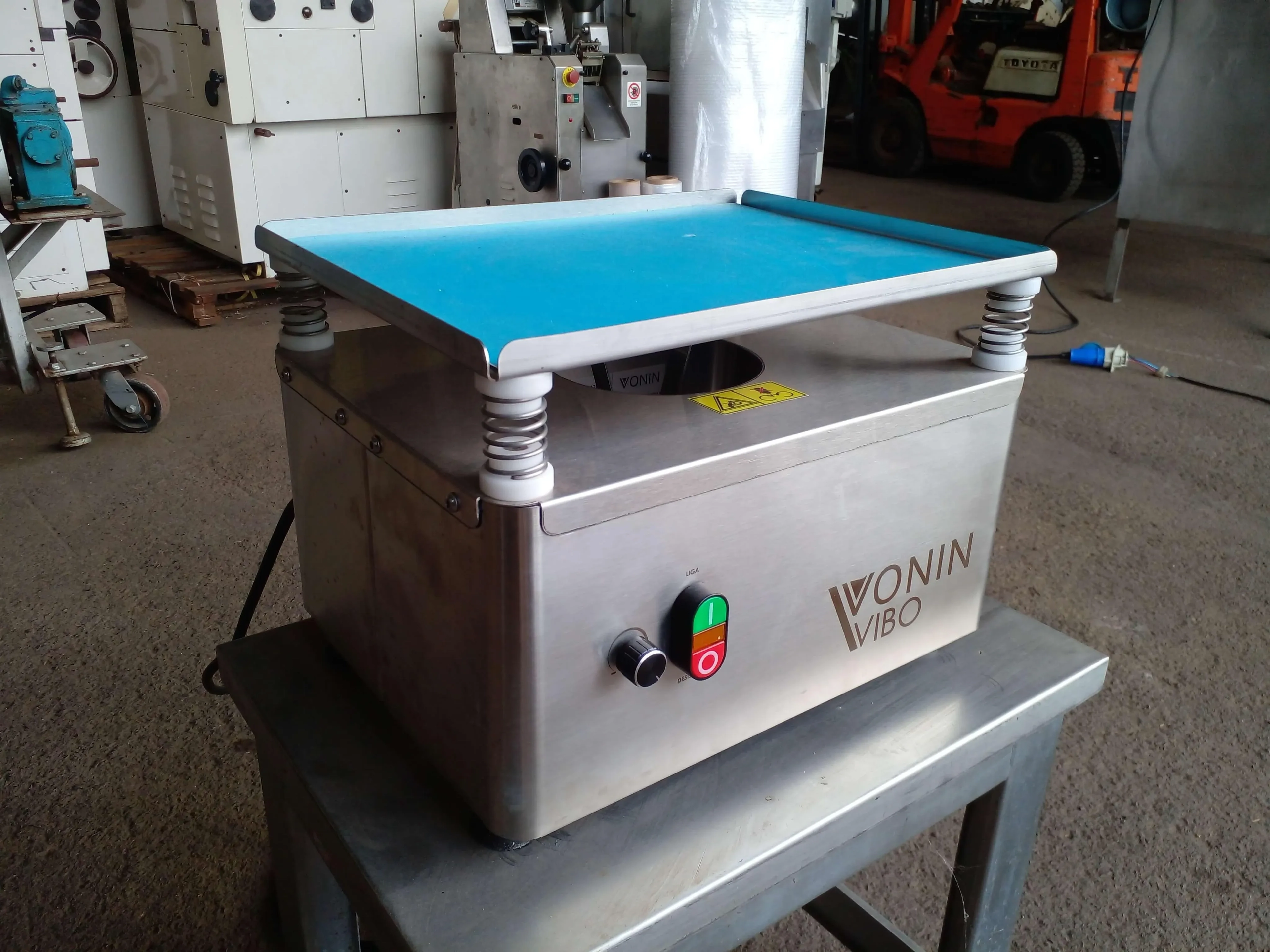 mesa-vibratoria-marca-vonin-modelo-vibo