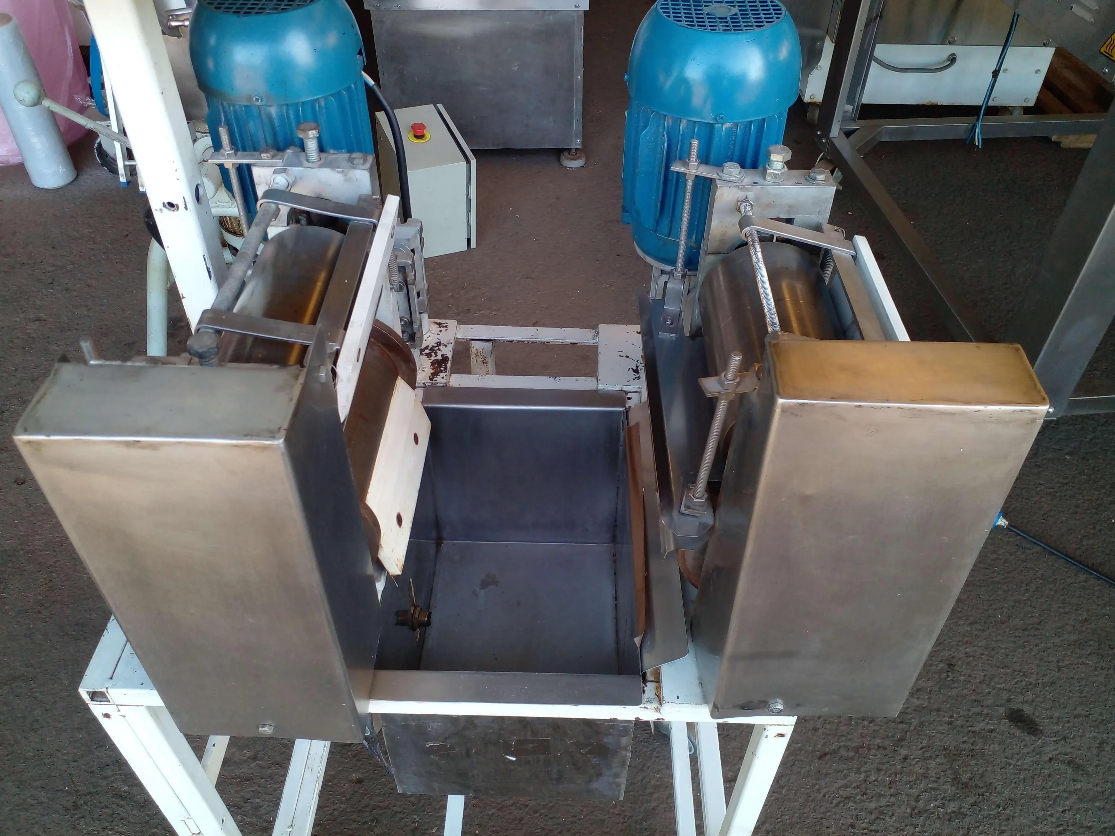 cilindro-acabam-dois-rolos-de-200-1