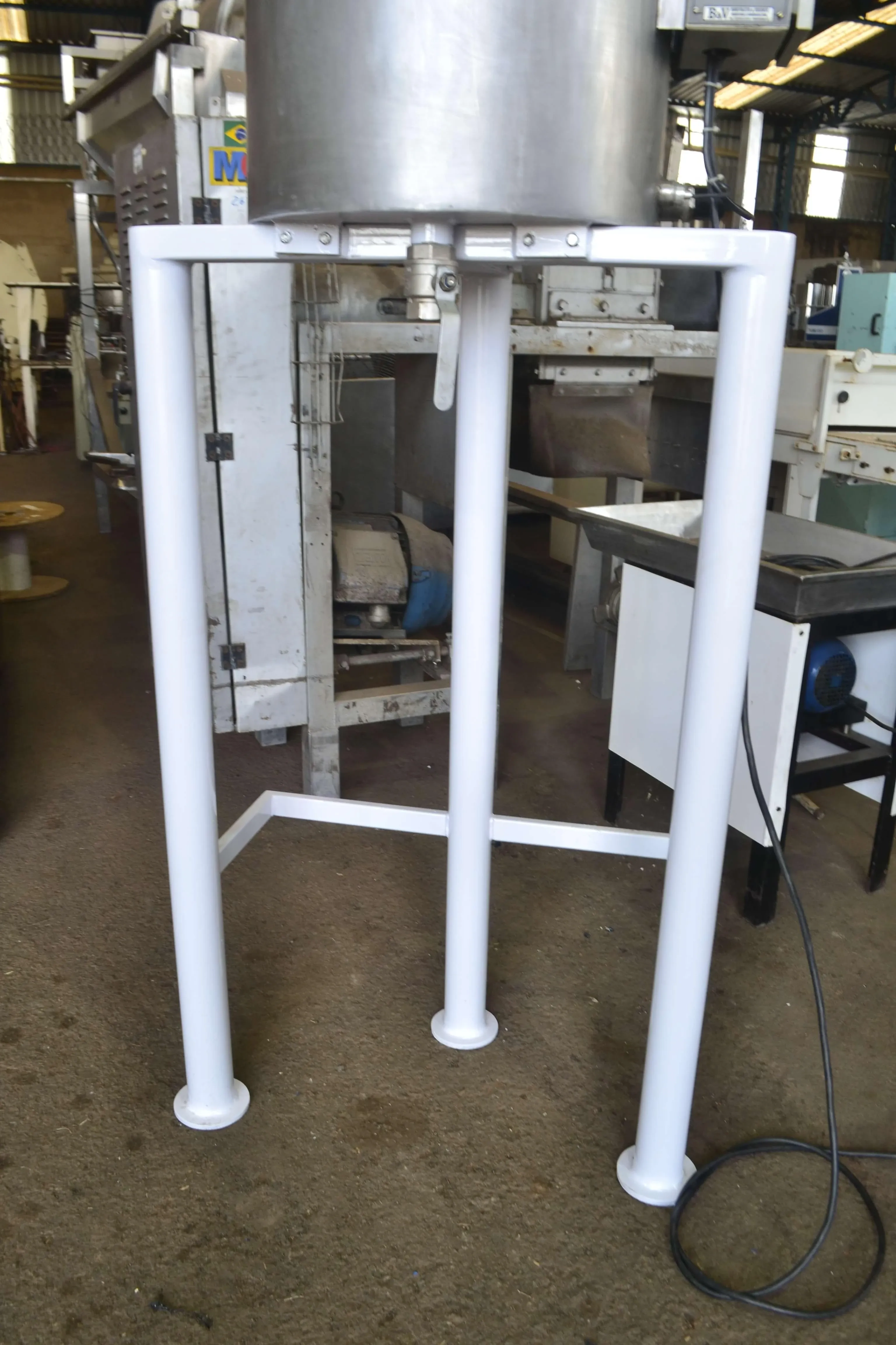 tanque-de-derretimento-de-chocolate-capacidade-100-litros-marca-bortoleto-vicente