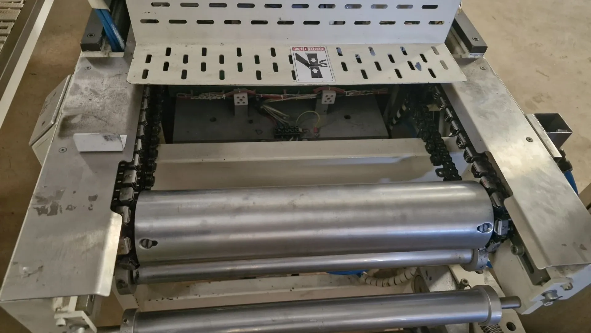 termoformadora-embaladora-blister-selovac-mod-220-plus