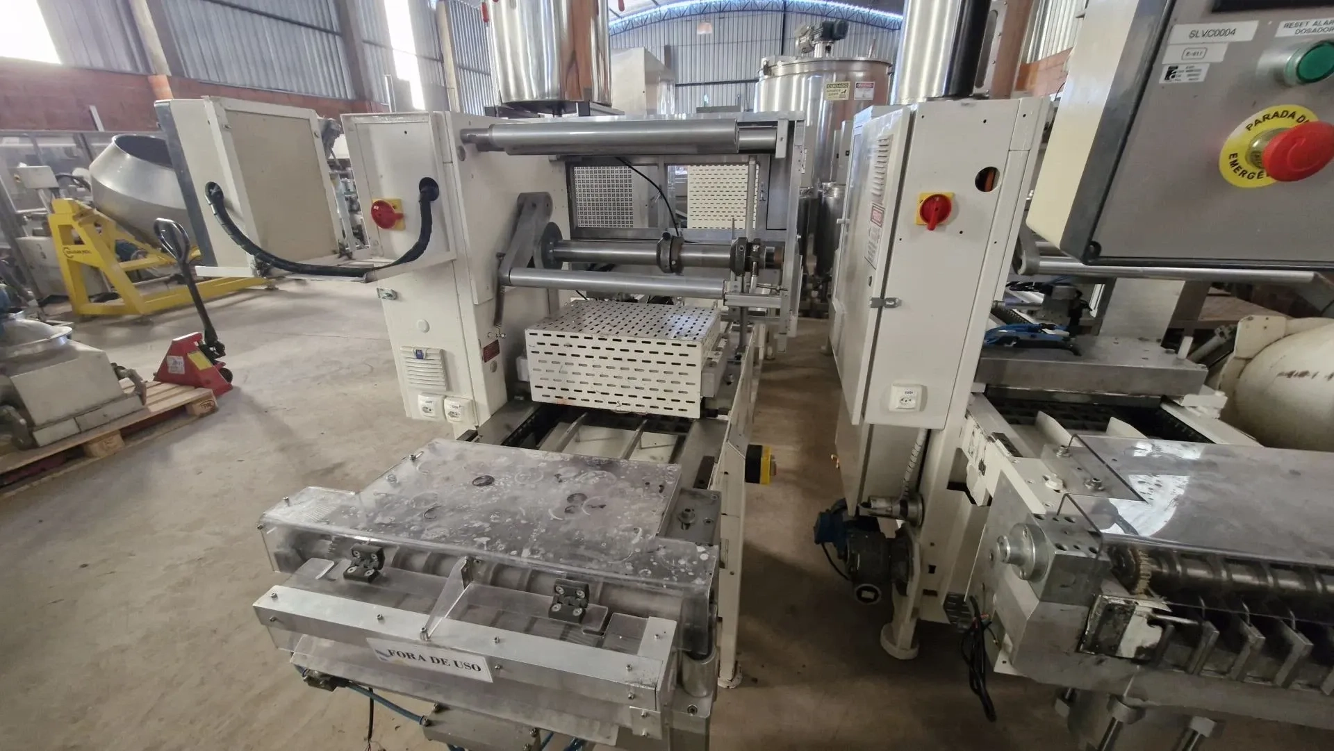 termoformadora-embaladora-blister-selovac-mod-220-plus