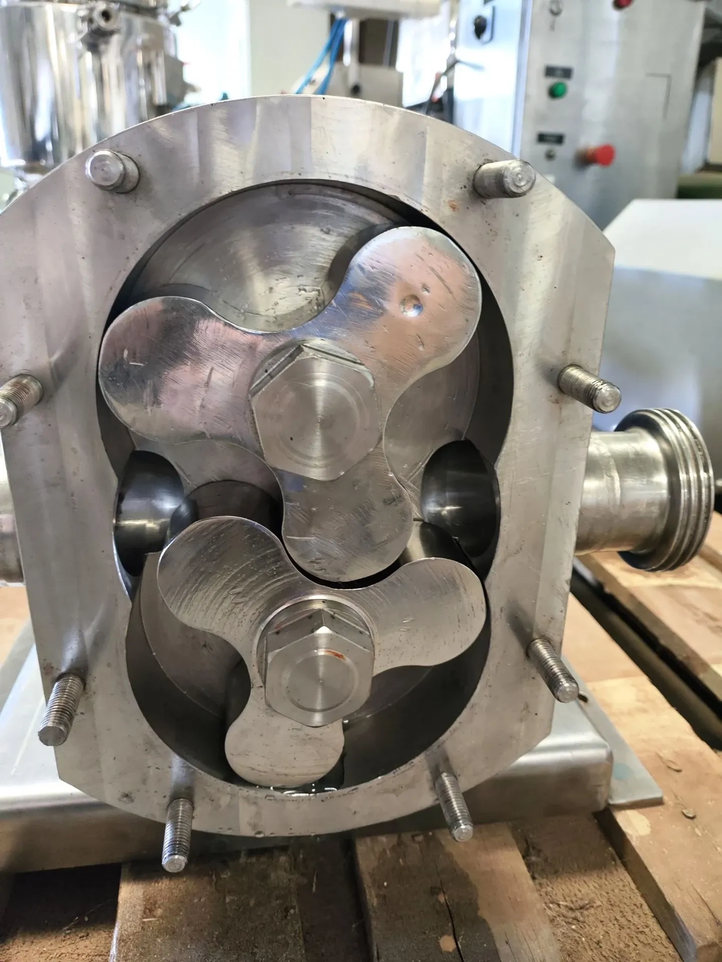 bomba-lobulum-aco-inox-316-alfa-laval-mod-sru4-055-ls