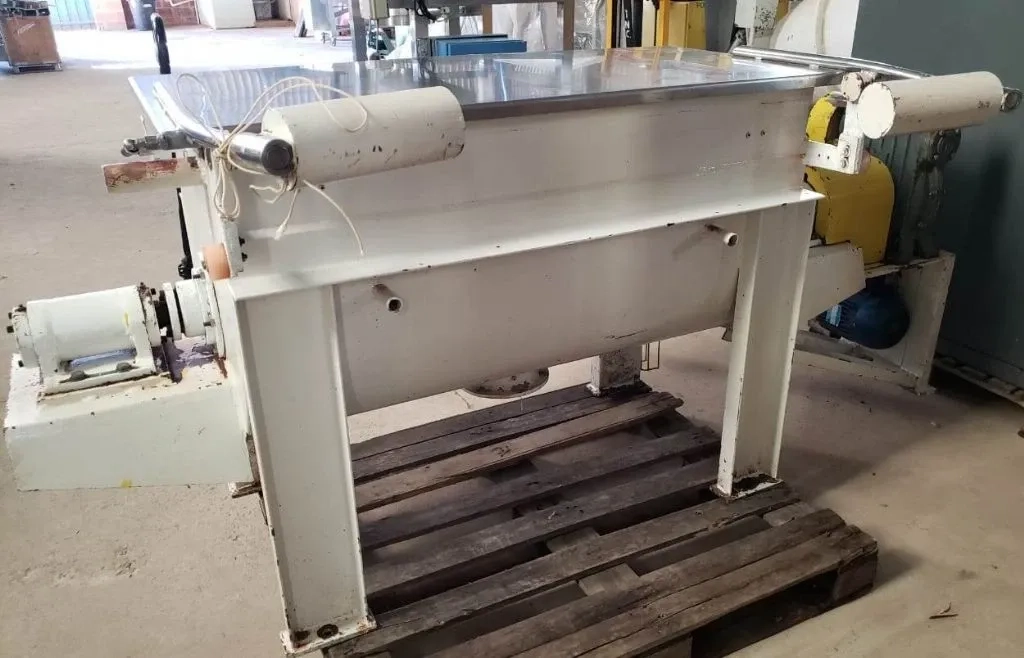 misturad-ribbon-blender-encam-Inox-cap-300-litros