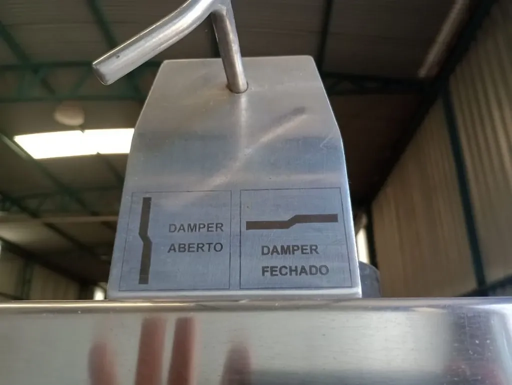 estufa-para-secagem-de-pos-e-granulados-marca-lawes