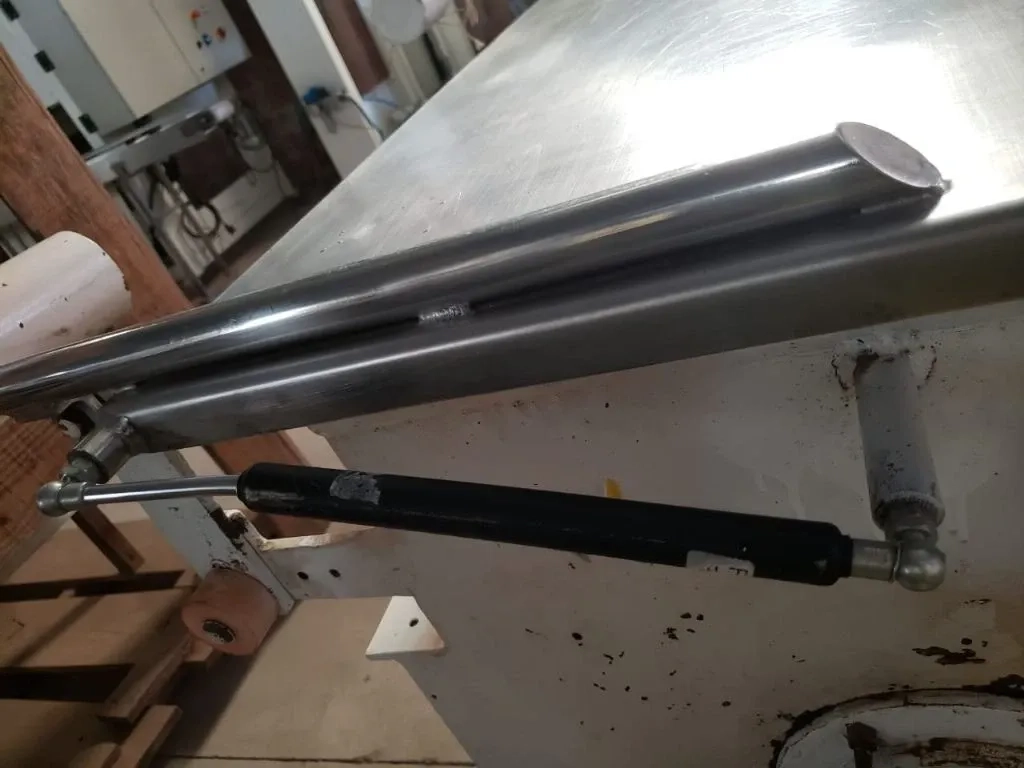 misturad-ribbon-blender-encam-Inox-cap-300-litros