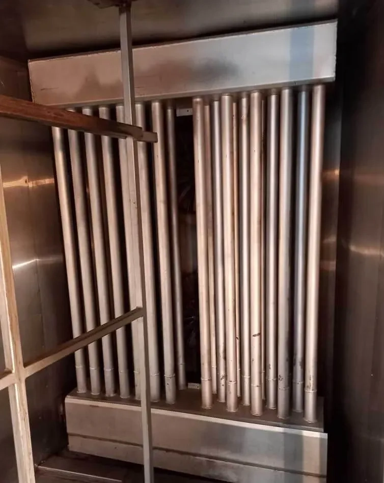 forno-rotativo-a-gas-em-inox-com-carrinho-duplo-marca-supremax