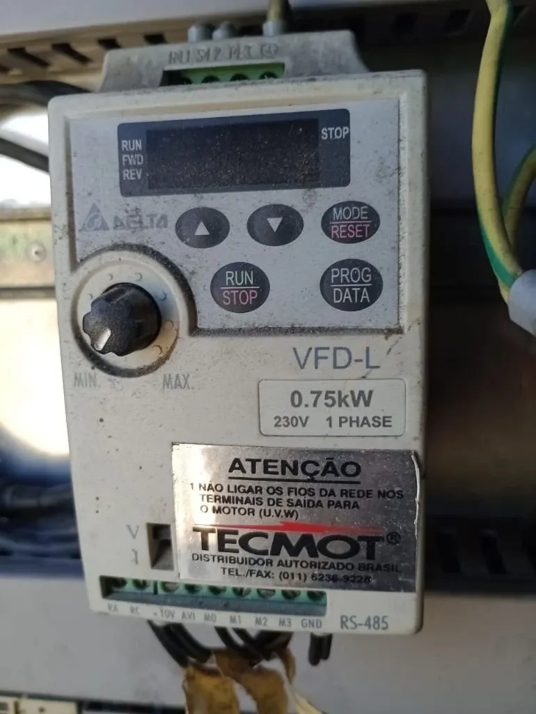 estufa-para-secagem-de-pos-e-granulados-marca-lawes