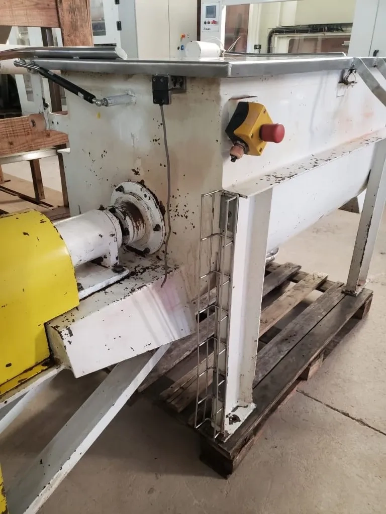 misturad-ribbon-blender-encam-Inox-cap-300-litros