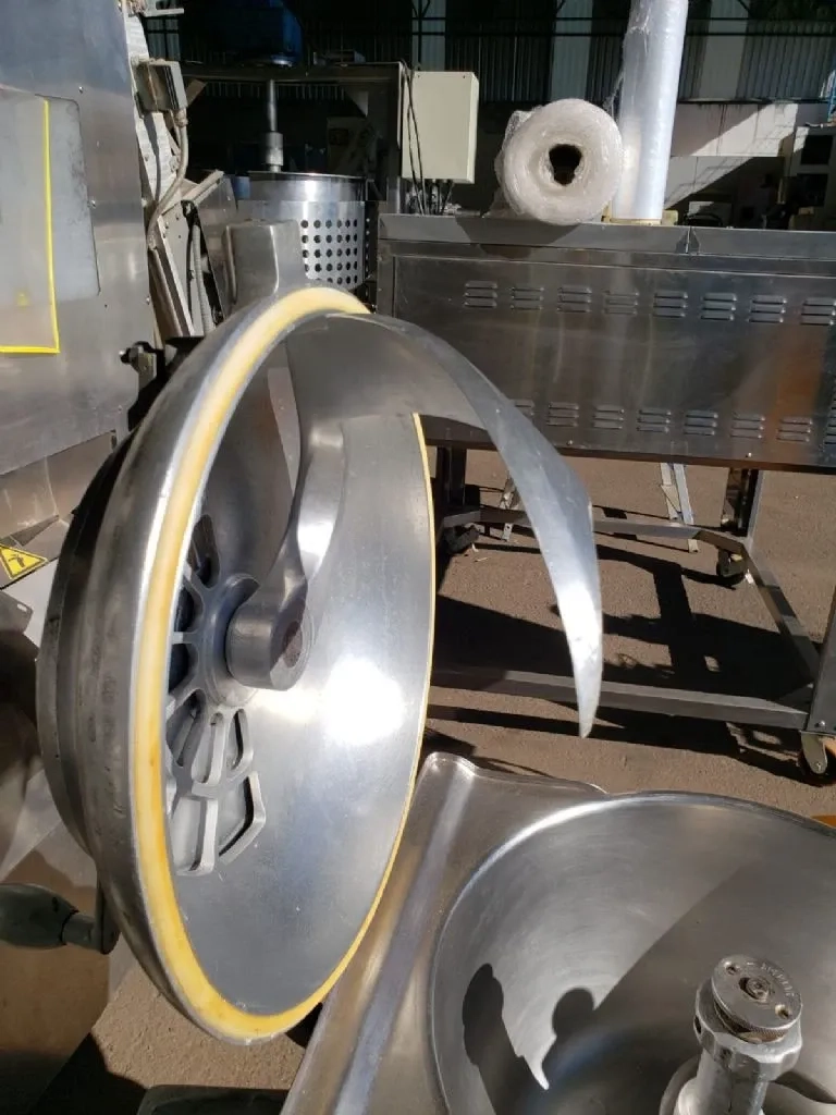 processador-de-alimentos-em-aco-inox-geiger-capacidade-40-litros