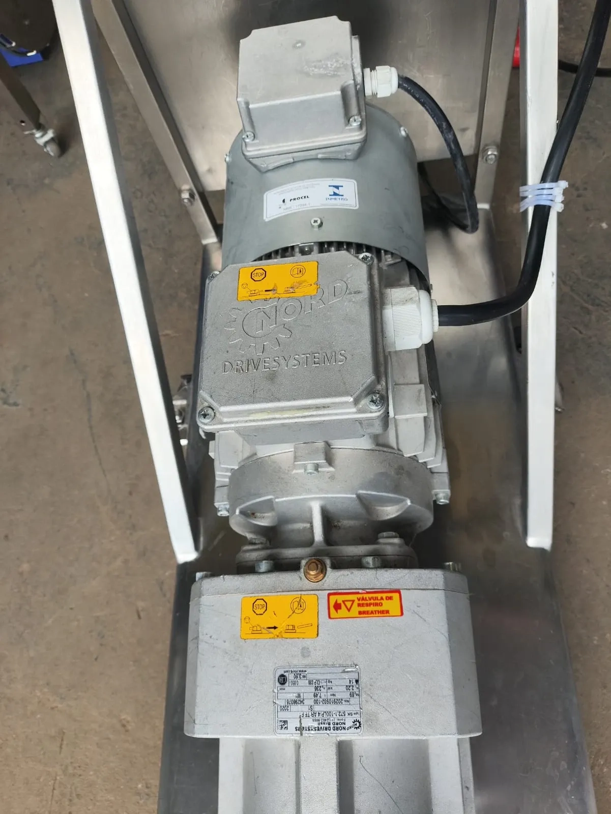 bomba-senoidal-positiva-em-aco-inox-316-marca-masosine-watson-marlow