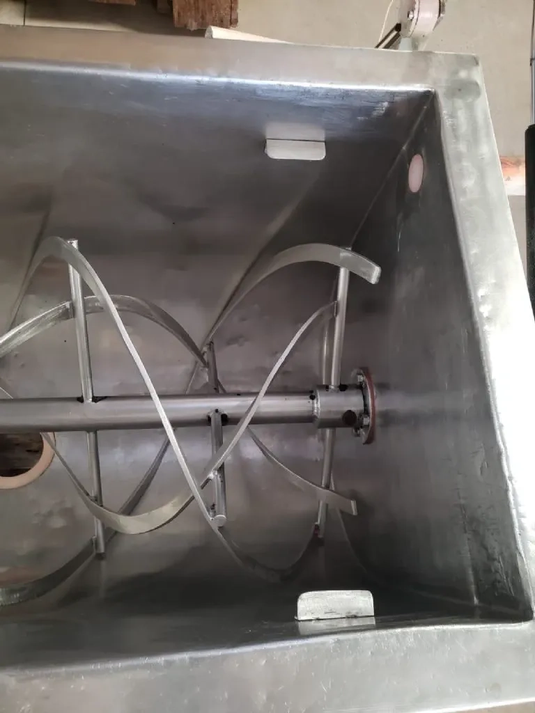 misturad-ribbon-blender-encam-Inox-cap-300-litros