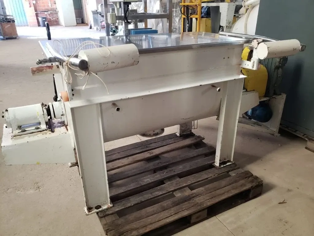 misturad-ribbon-blender-encam-Inox-cap-300-litros