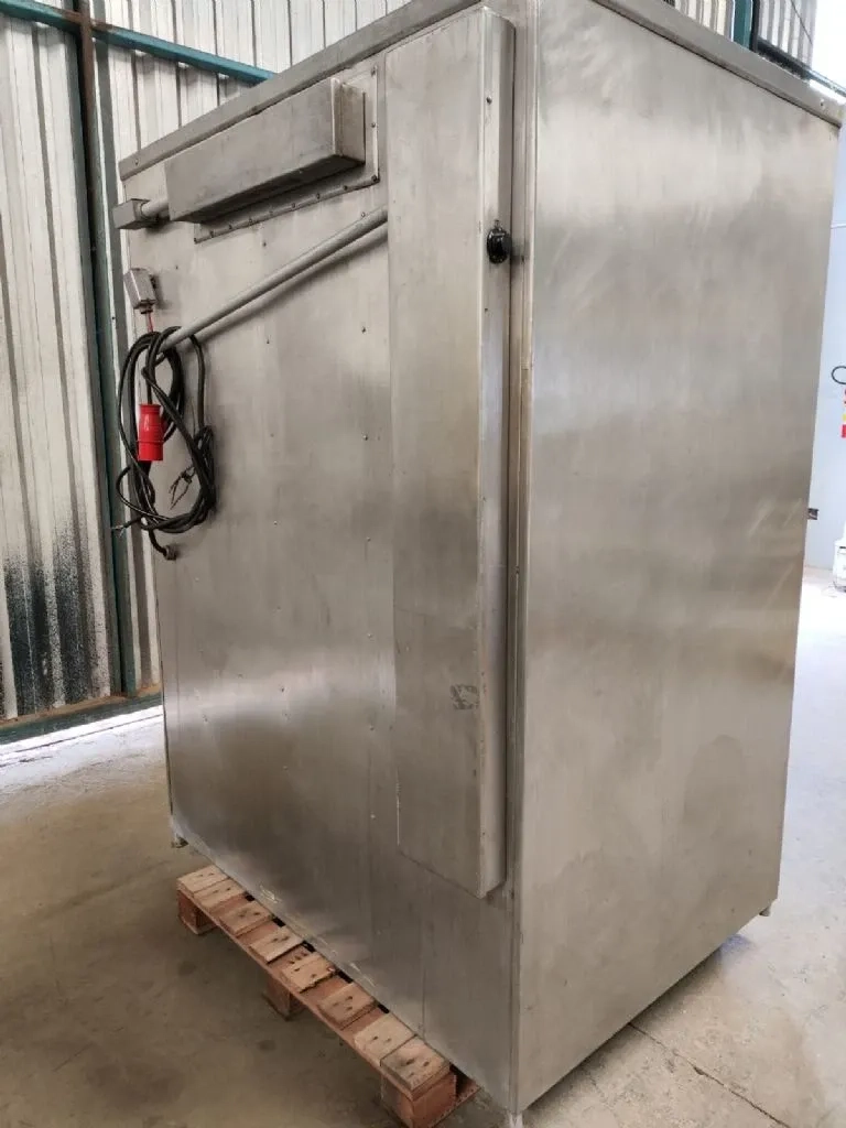 estufa-para-secagem-de-pos-e-granulados-marca-lawes