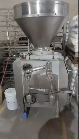 embutideira-automatica-para-producao-de-linguicas-handtmann
