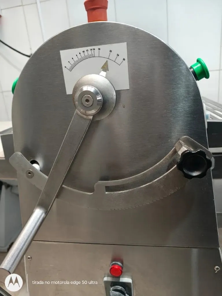 cilindro-laminador-laminadora-grano-12-kg-de-massas-folhadas-pasteis-risoles