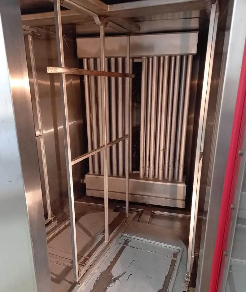 forno-rotativo-a-gas-em-inox-com-carrinho-duplo-marca-supremax