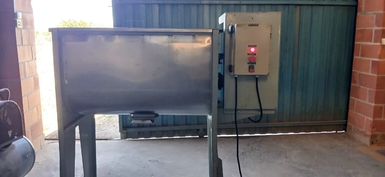 misturador-pas-horizon-inox-raspadores-capacidade-250-lts