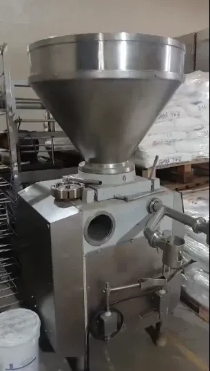 embutideira-automatica-para-producao-de-linguicas-handtmann