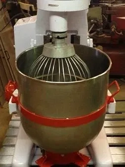 batedeira-planetaria-para-150-litros-321