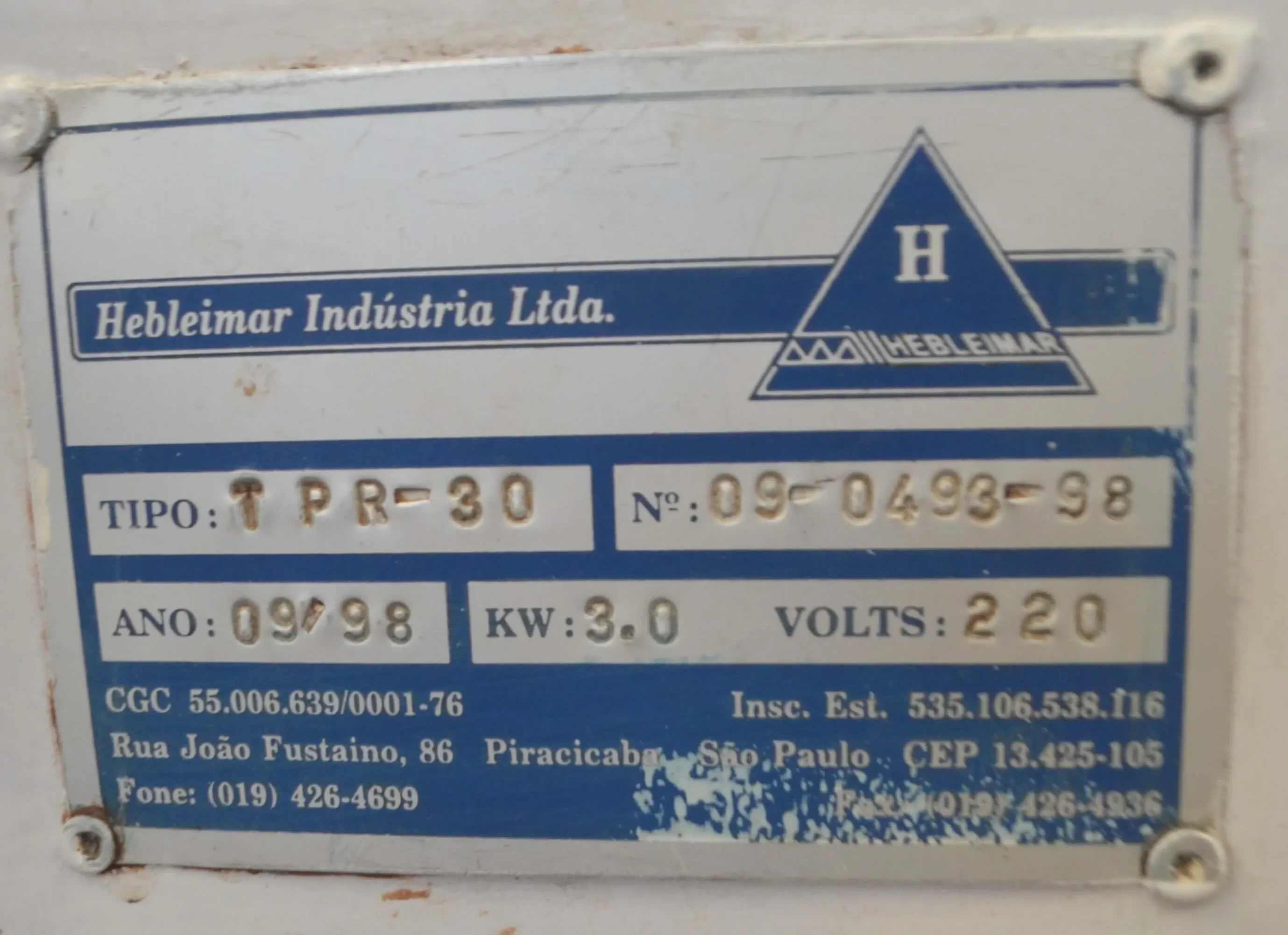 temperadeira-de-chocolates-capacidade-30-kg-hora-marca-hebleimar