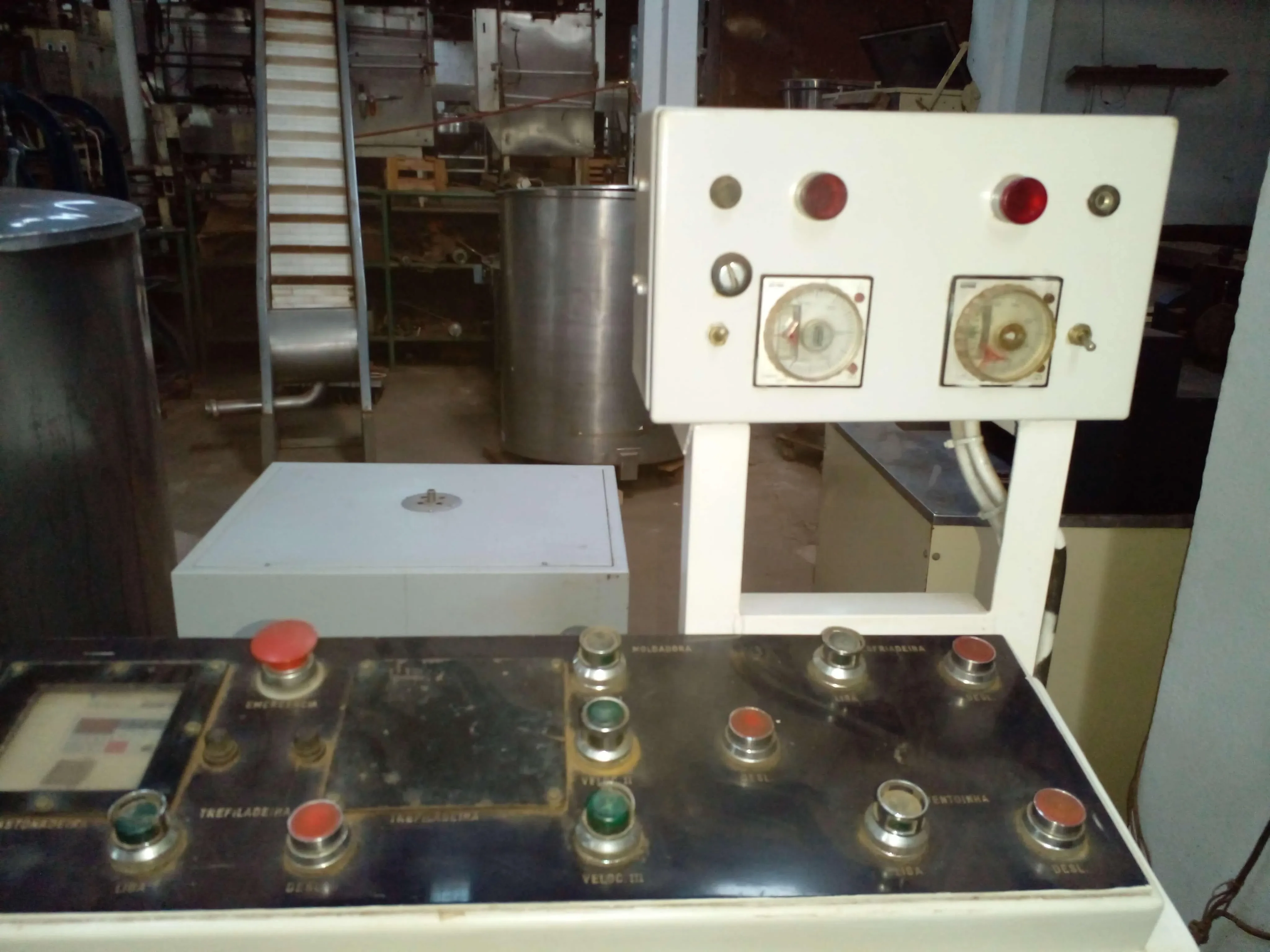 linha-de-fabricacao-de-bala-dura-500-kg-hora-marca-hansella-verk