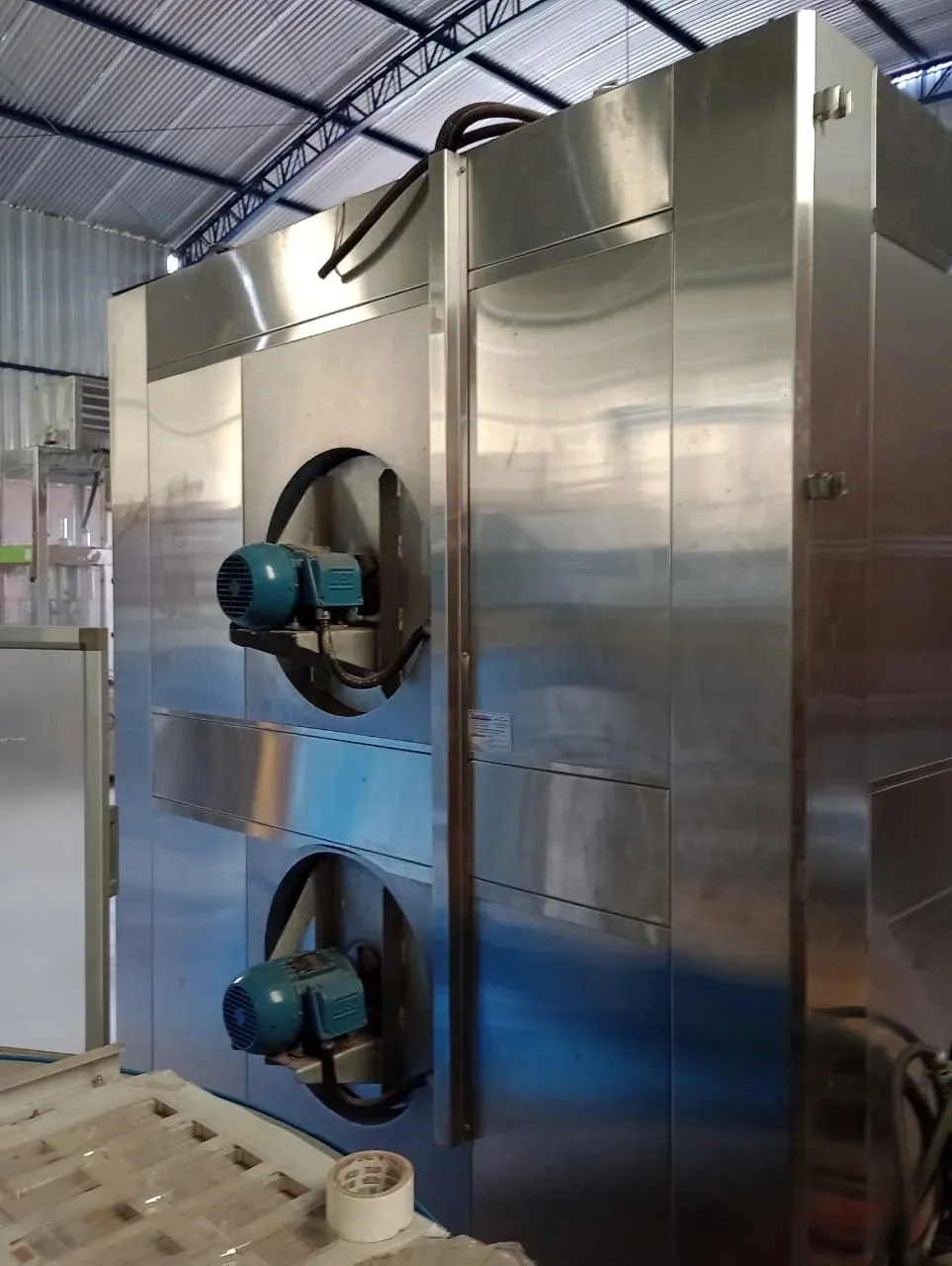 forno-rotativo-a-gas-em-inox-com-carrinho-duplo-marca-supremax