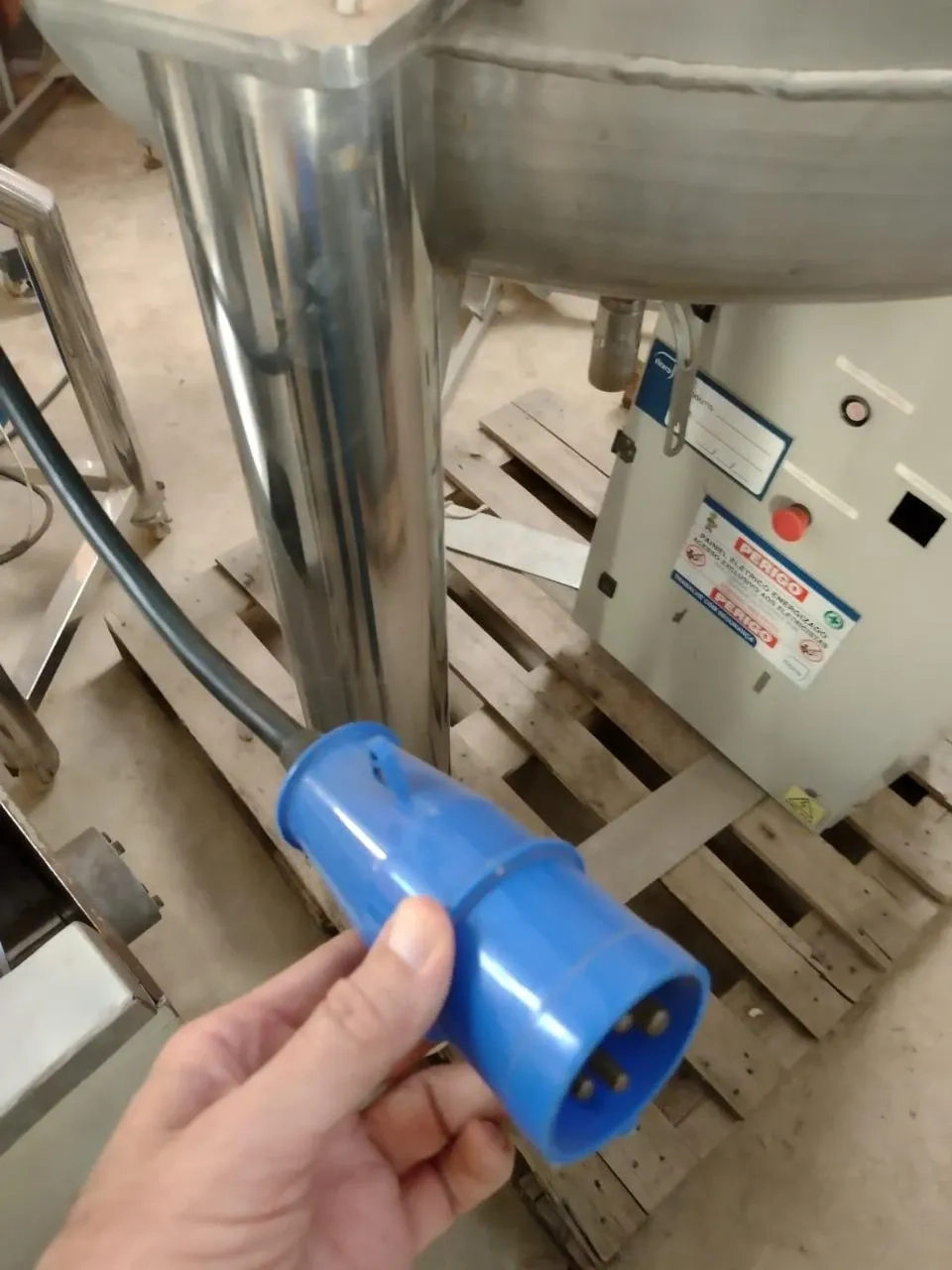 tanque-triturador-homogeneizador-em-aco-inox